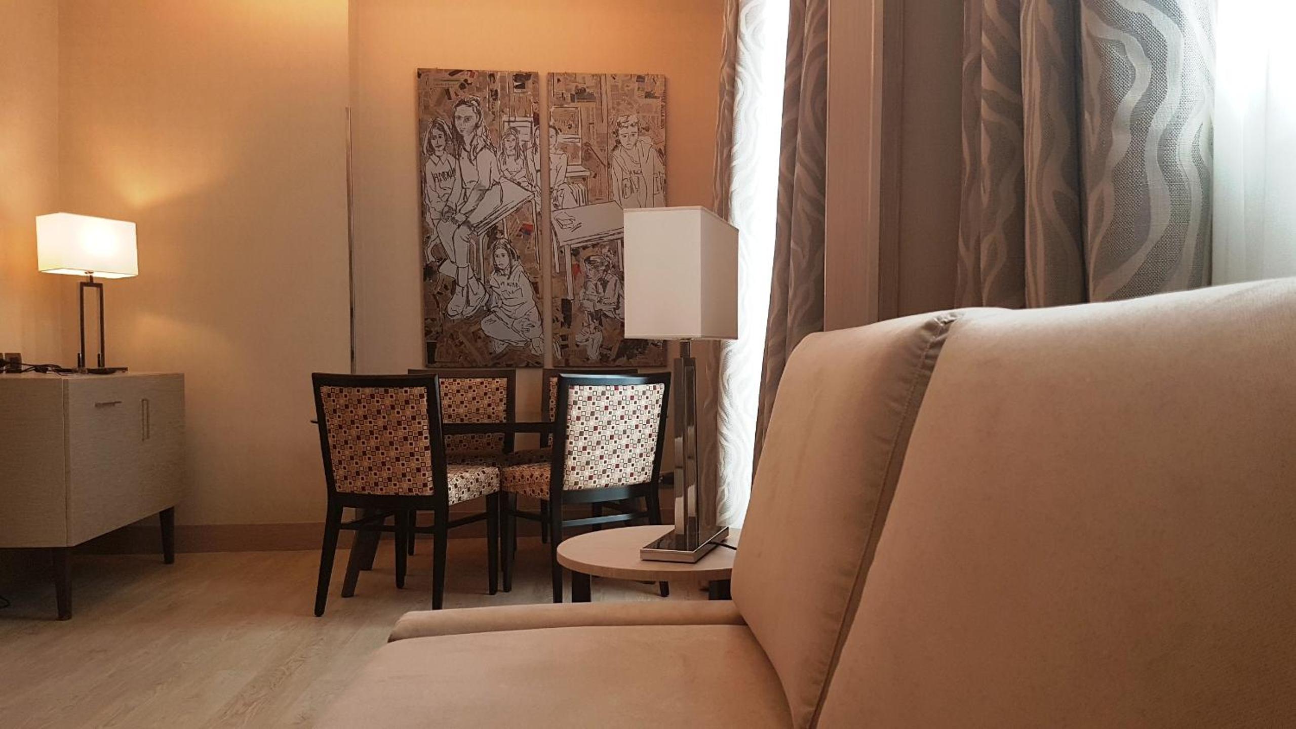 Suite with Spa Bath