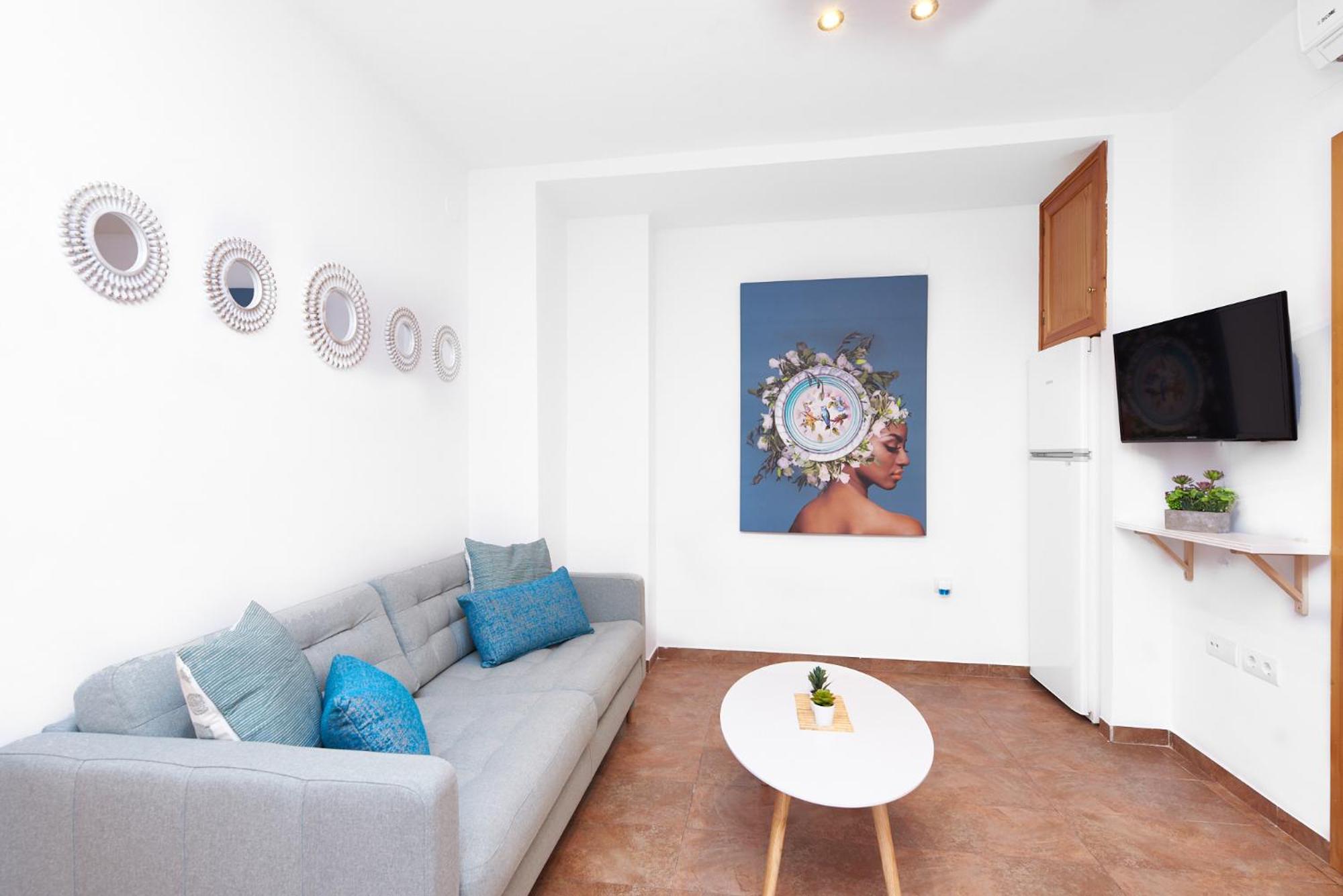 Two-Bedroom Apartment - Photo 5
