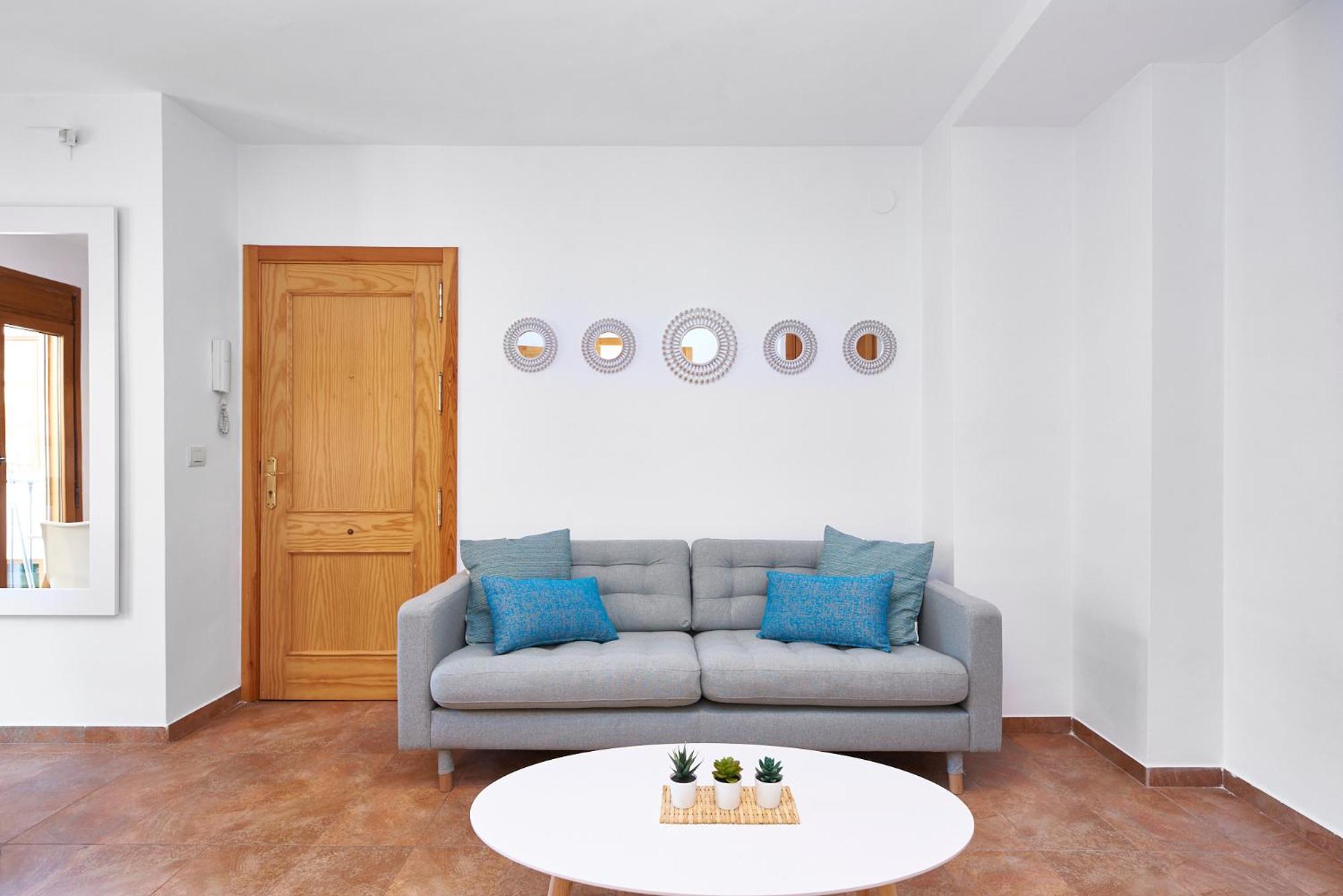 Two-Bedroom Apartment - Photo 3