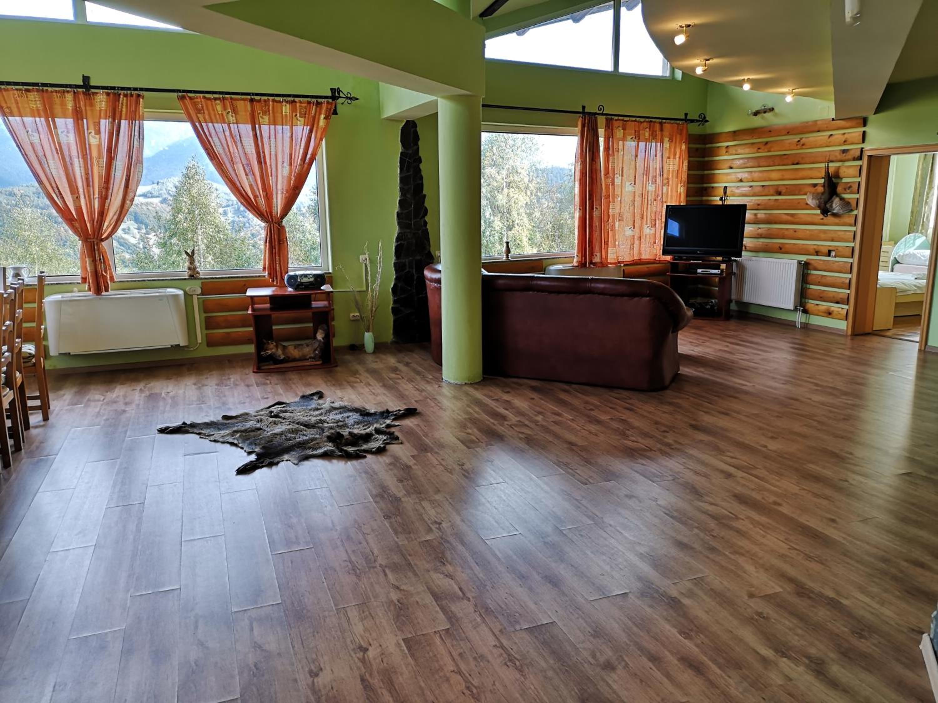 Villa photo 1