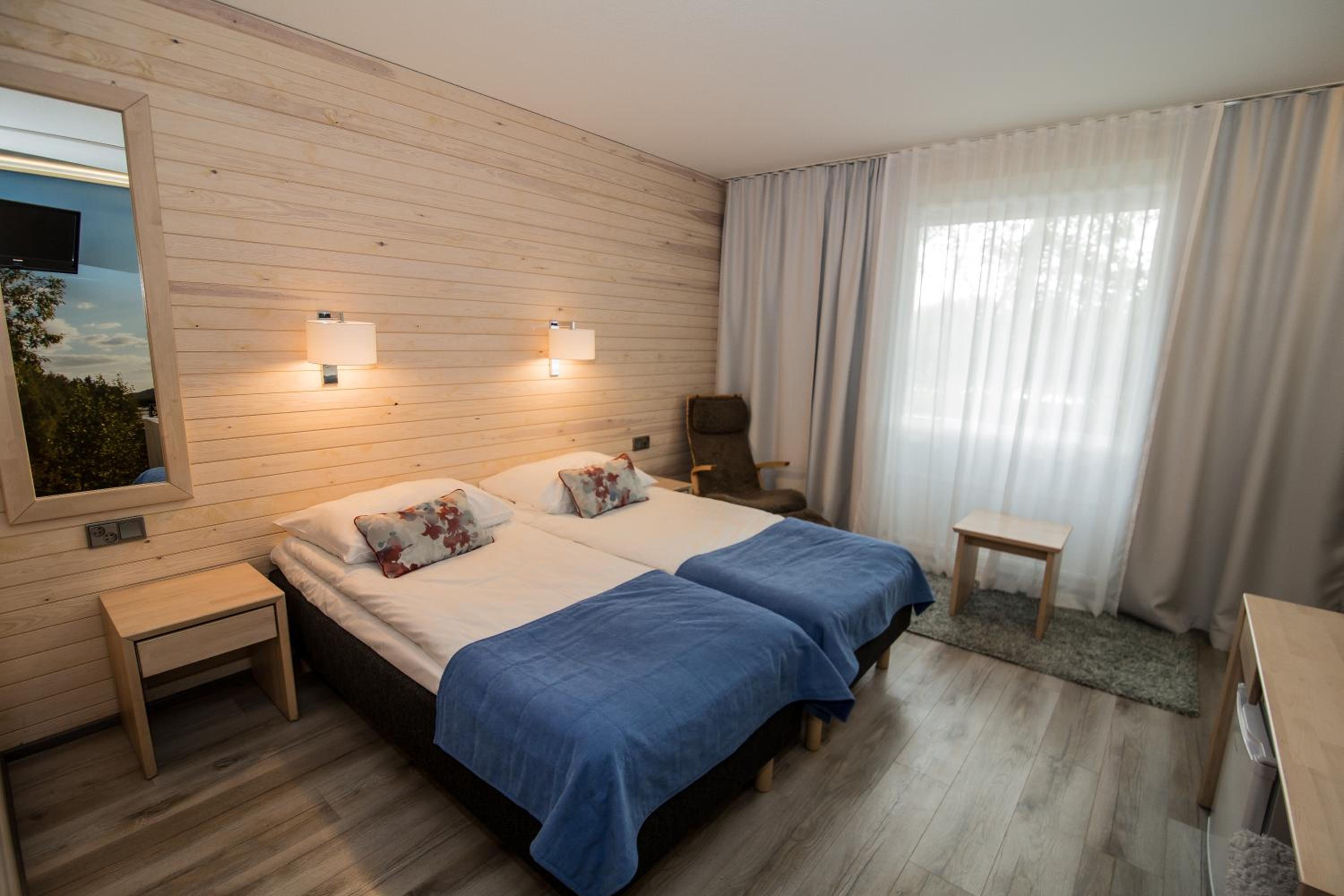 Premium Twin Room - Photo 1
