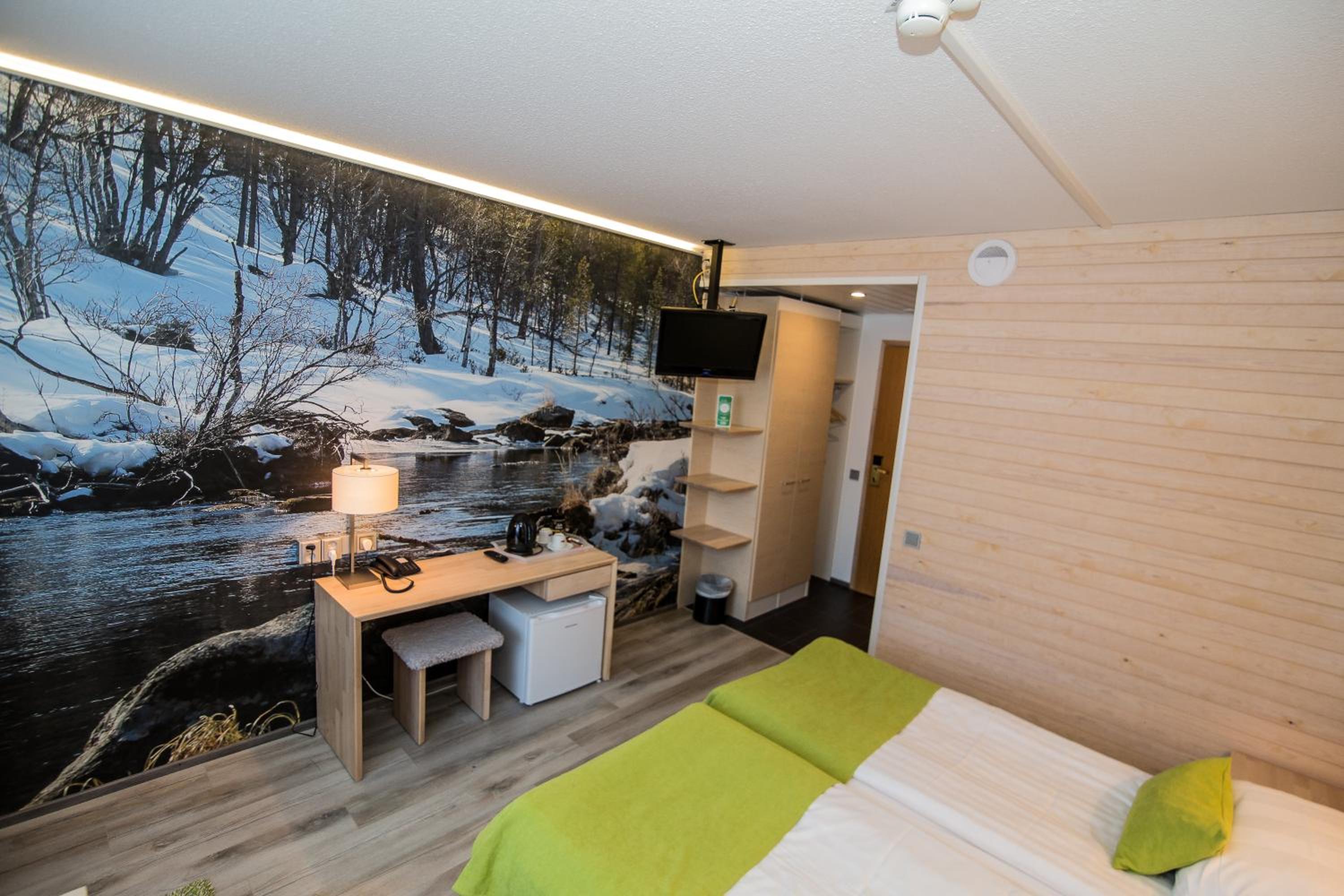 Premium Twin Room - Photo 5