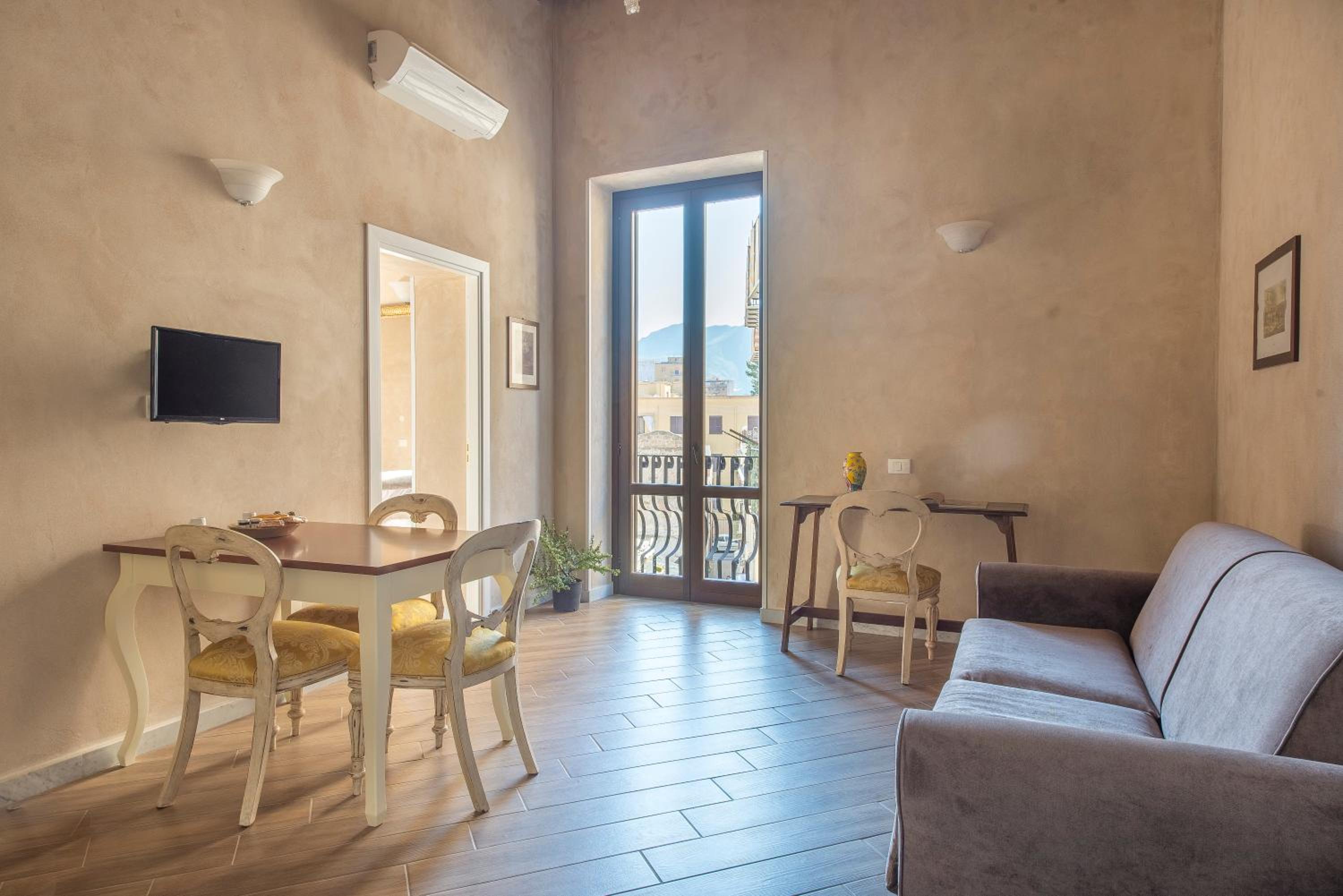 Suite with Balcony