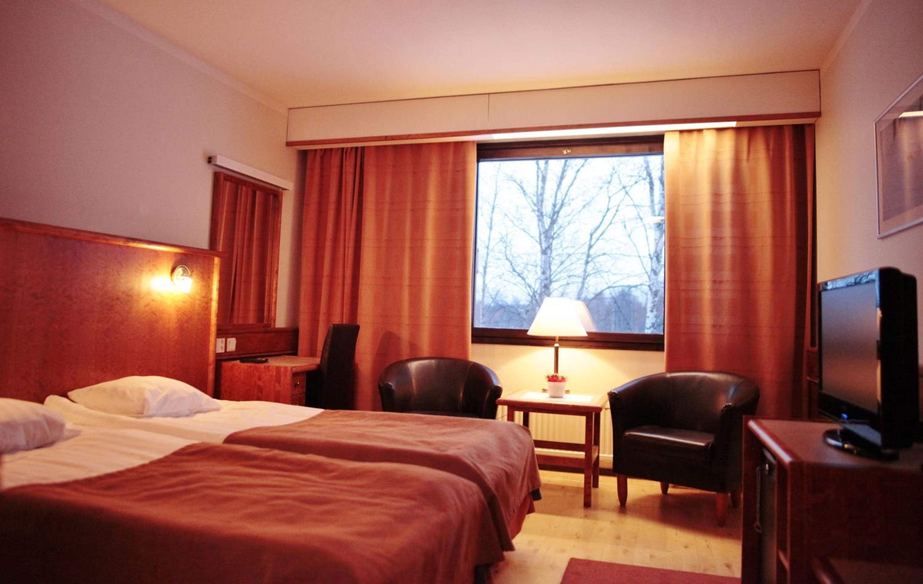 Standard Twin Room - Photo 1