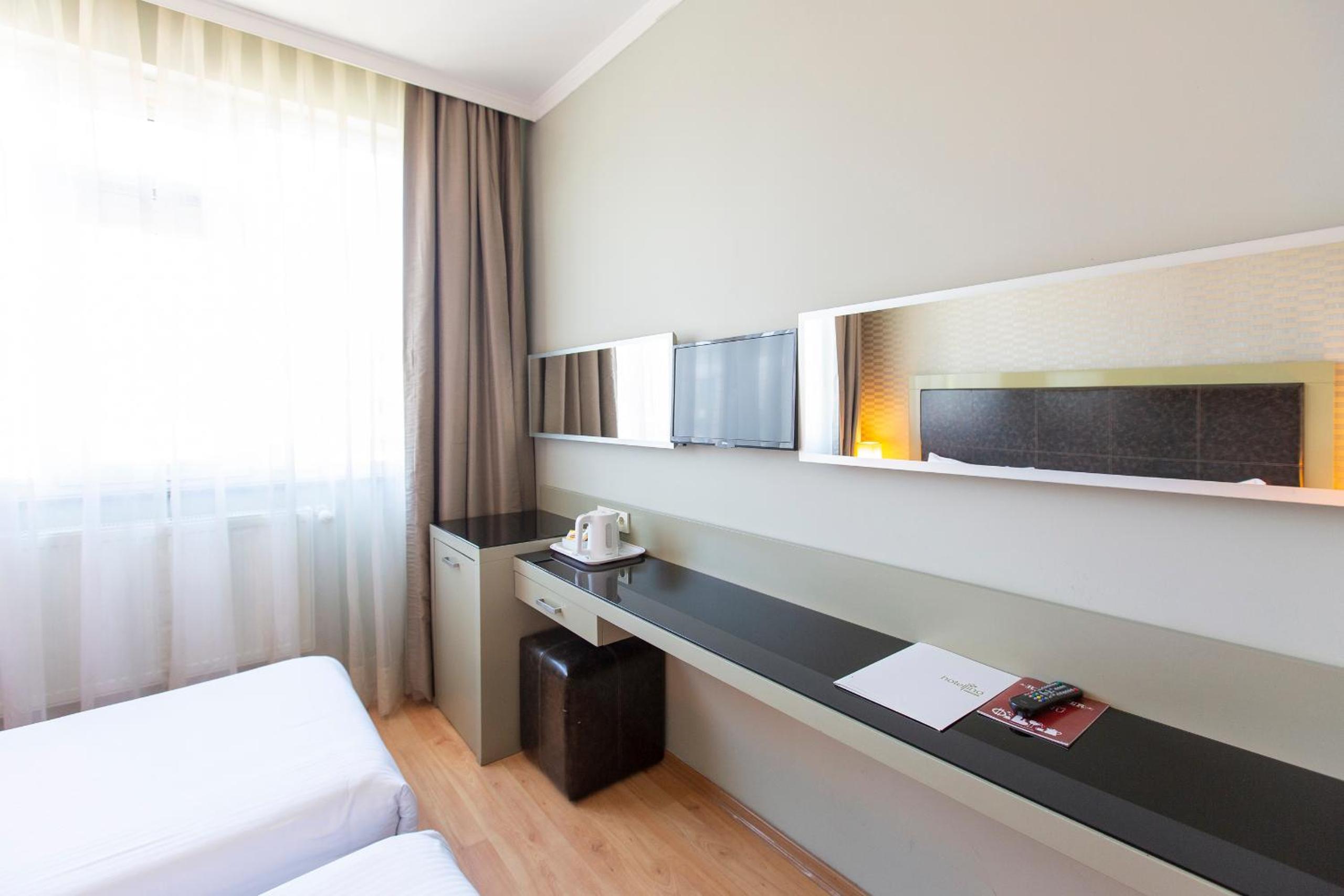 Triple Room photo 2