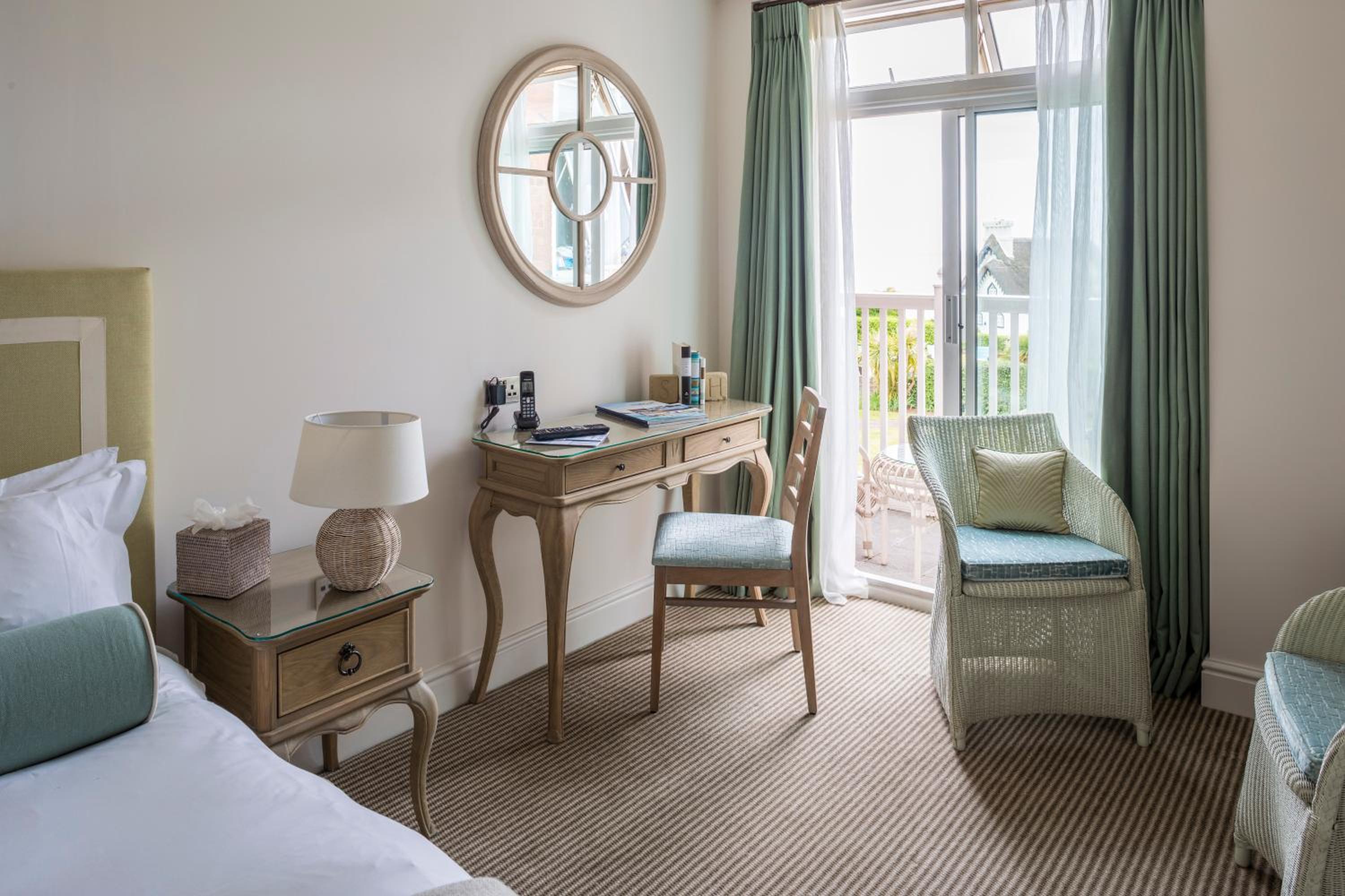 Superior Double Room with Sea View and Balcony photo 3