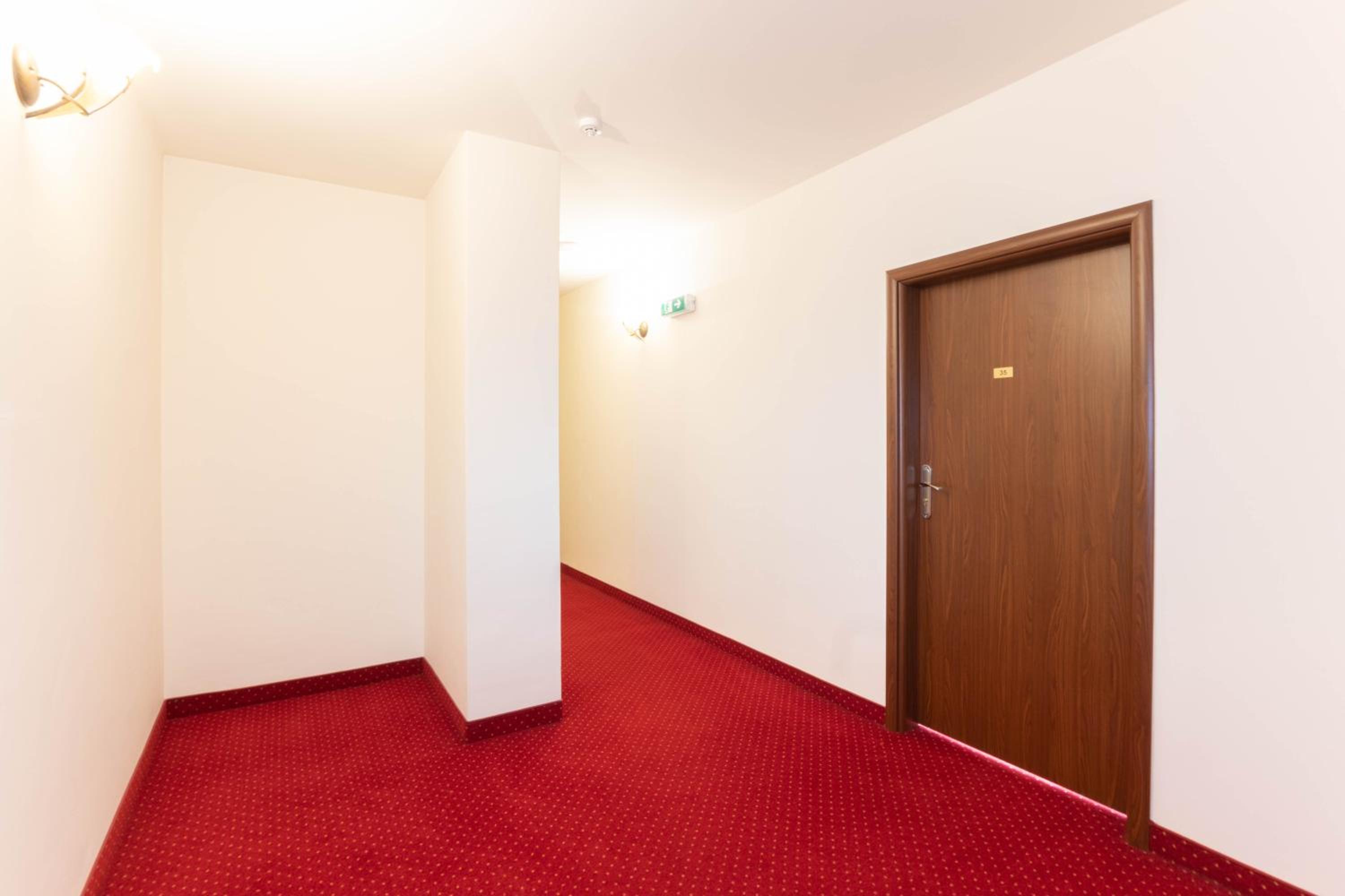 Standard Quadruple Room photo 3