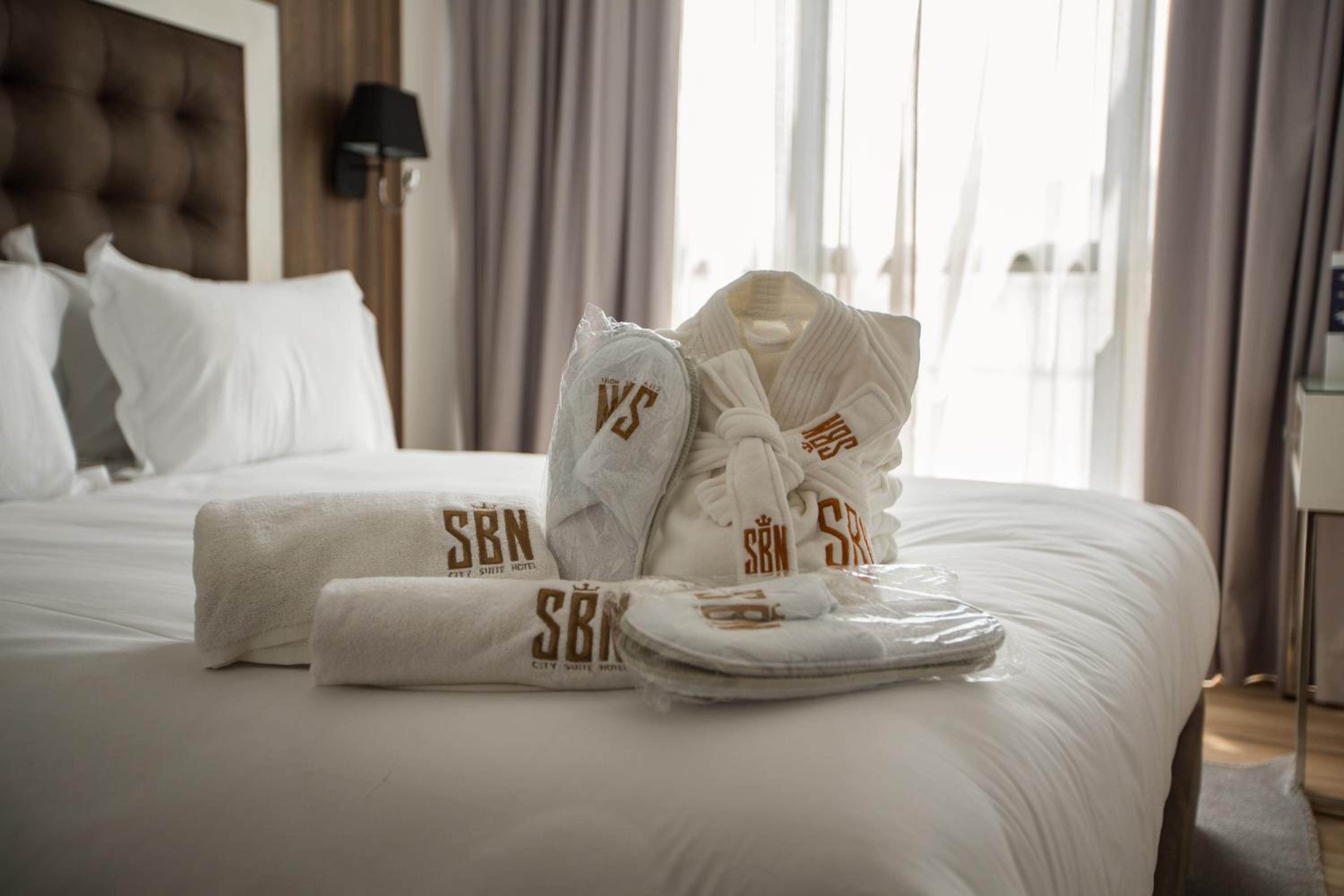 Junior Suite Side Sea View