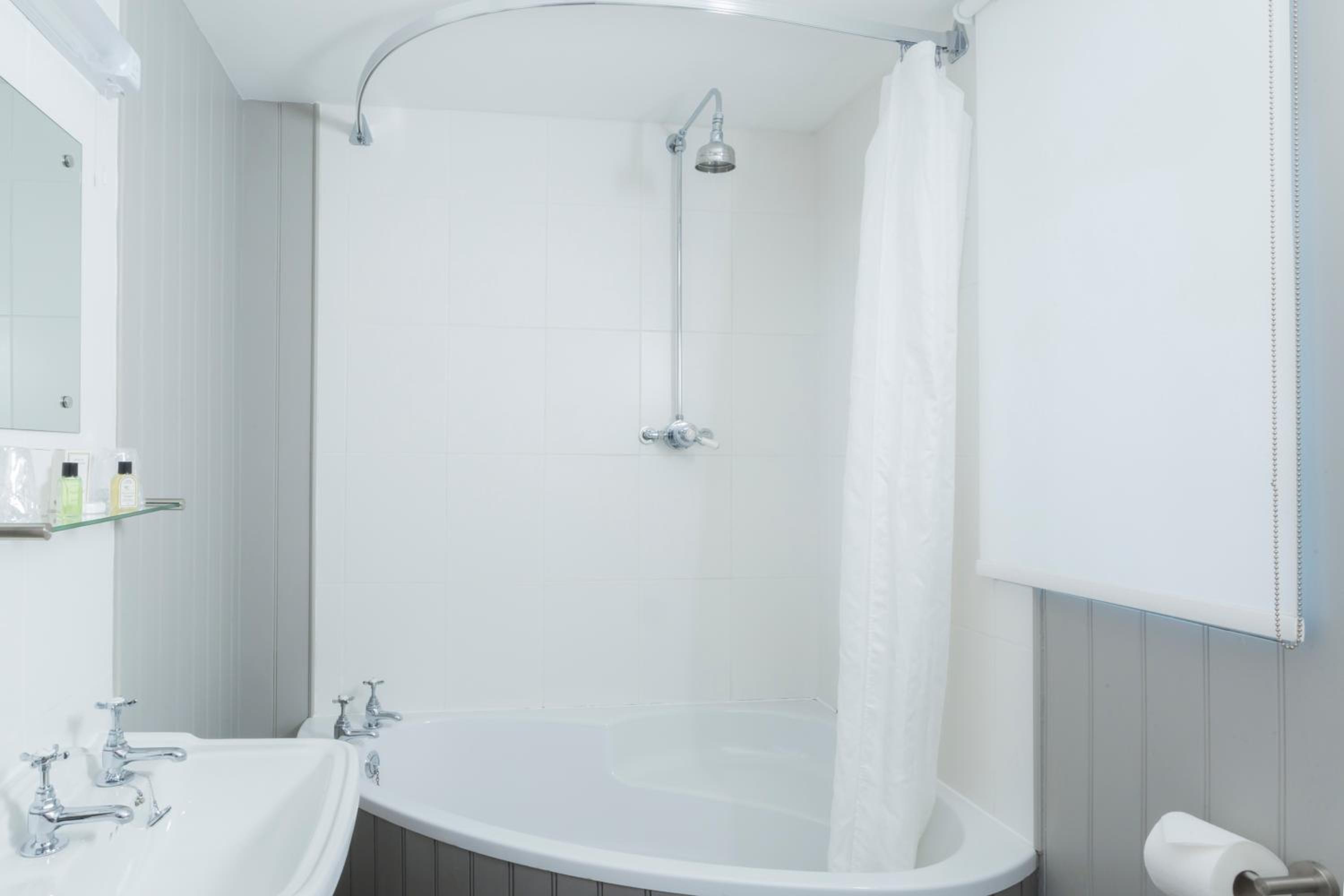Superior Double Or Twin Room photo 2