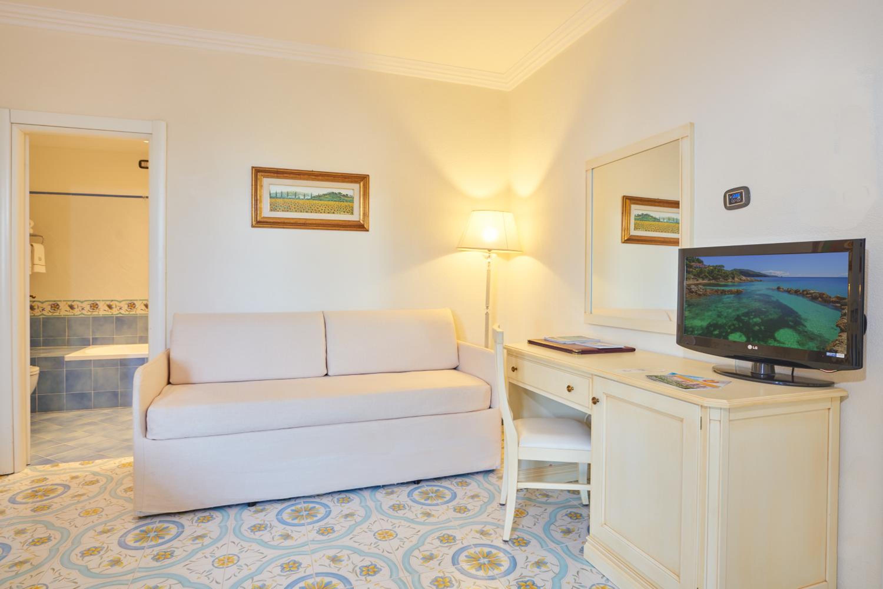Triple Room with Sea View photo 3
