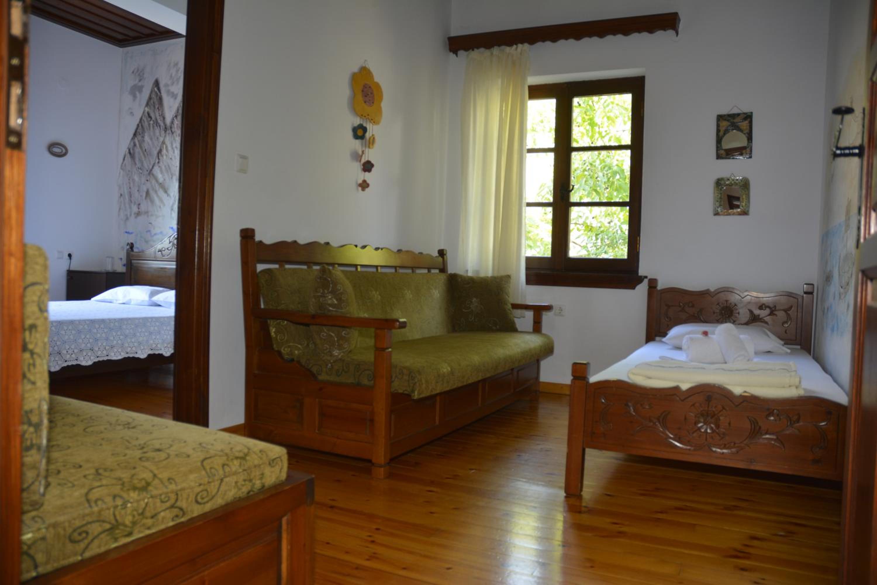 Quadruple Room with Panoramic View - Photo 4