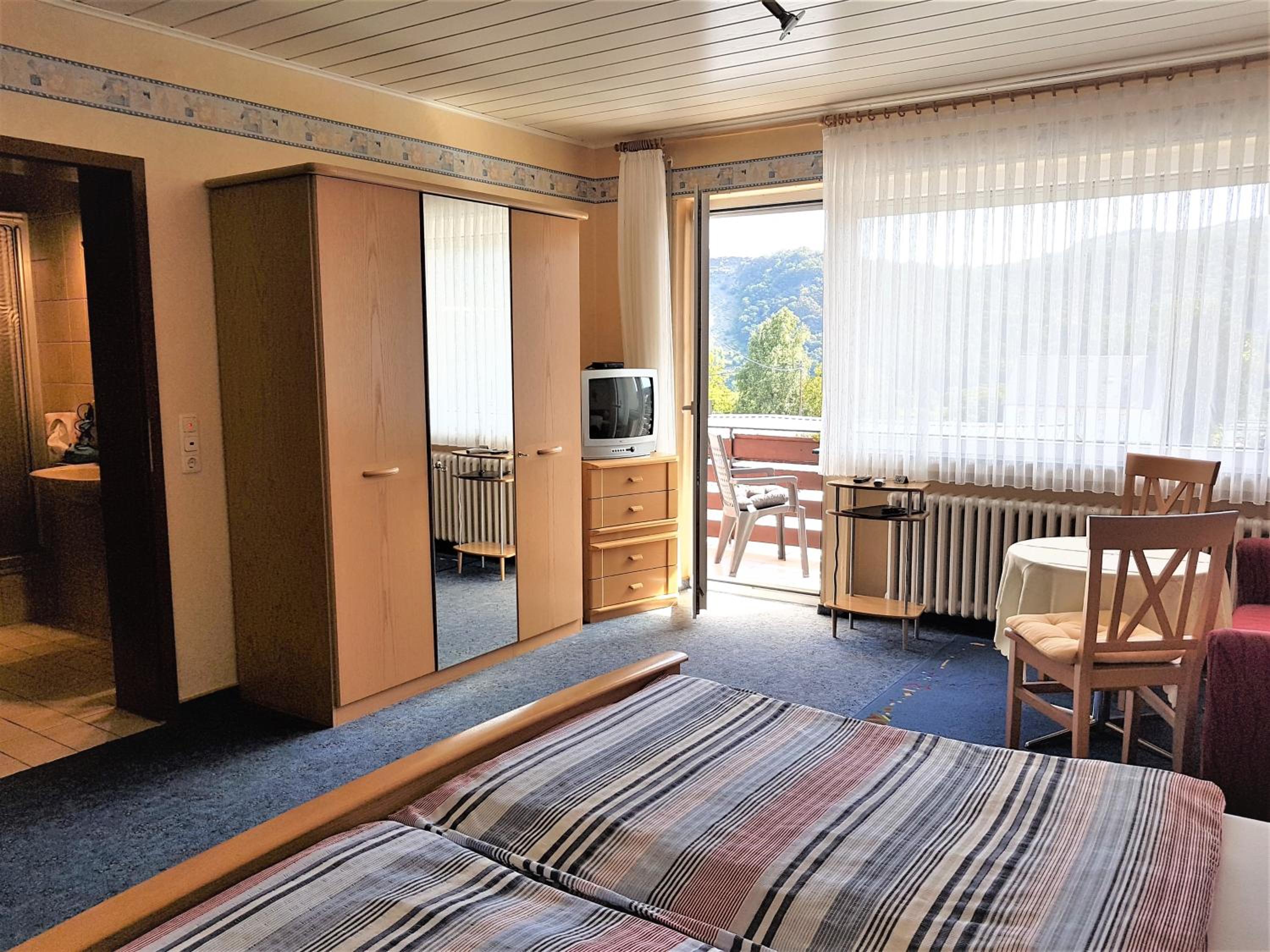 Double Room with Balcony photo 3