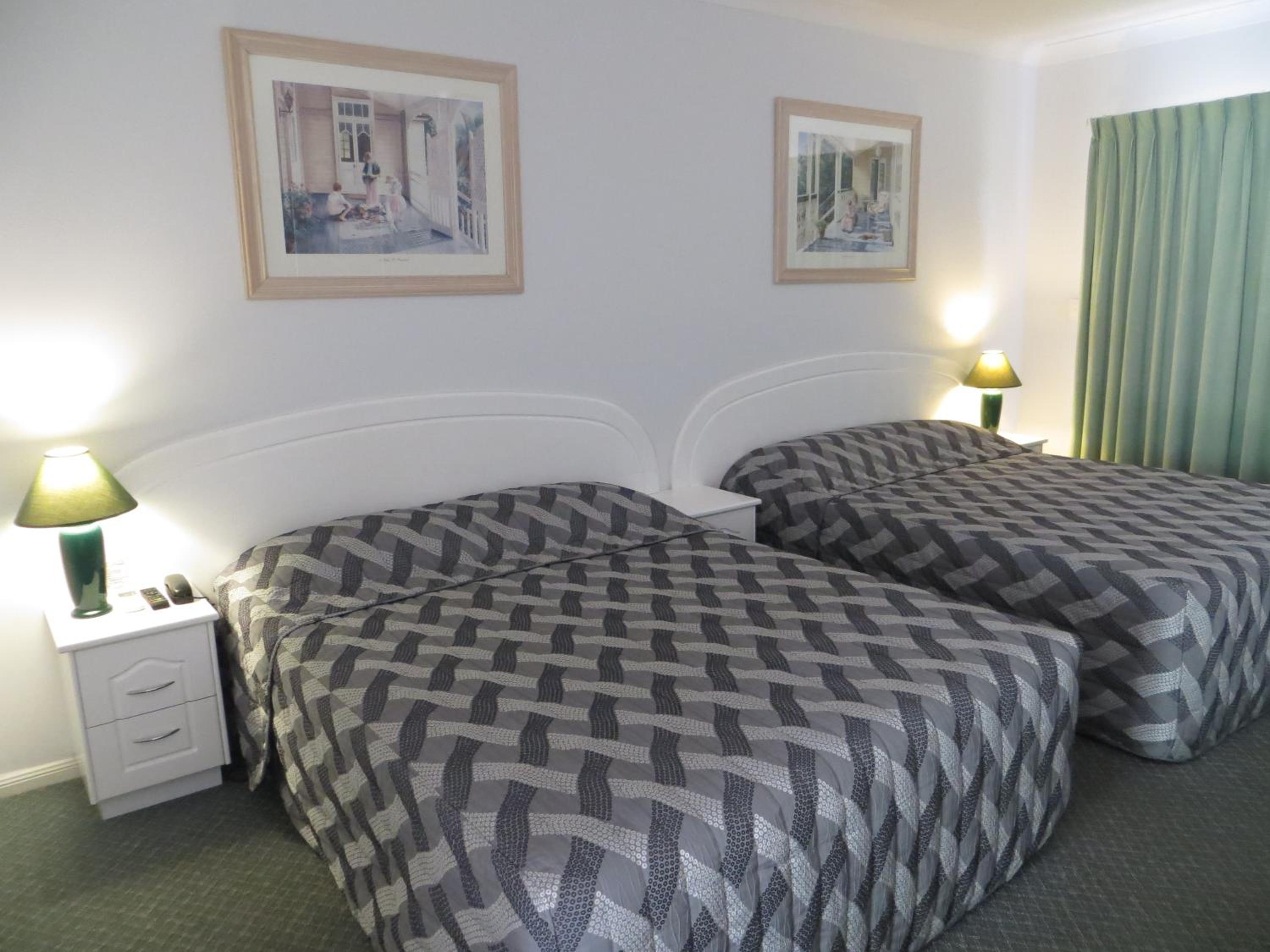 Standard Double or Twin Room photo 3