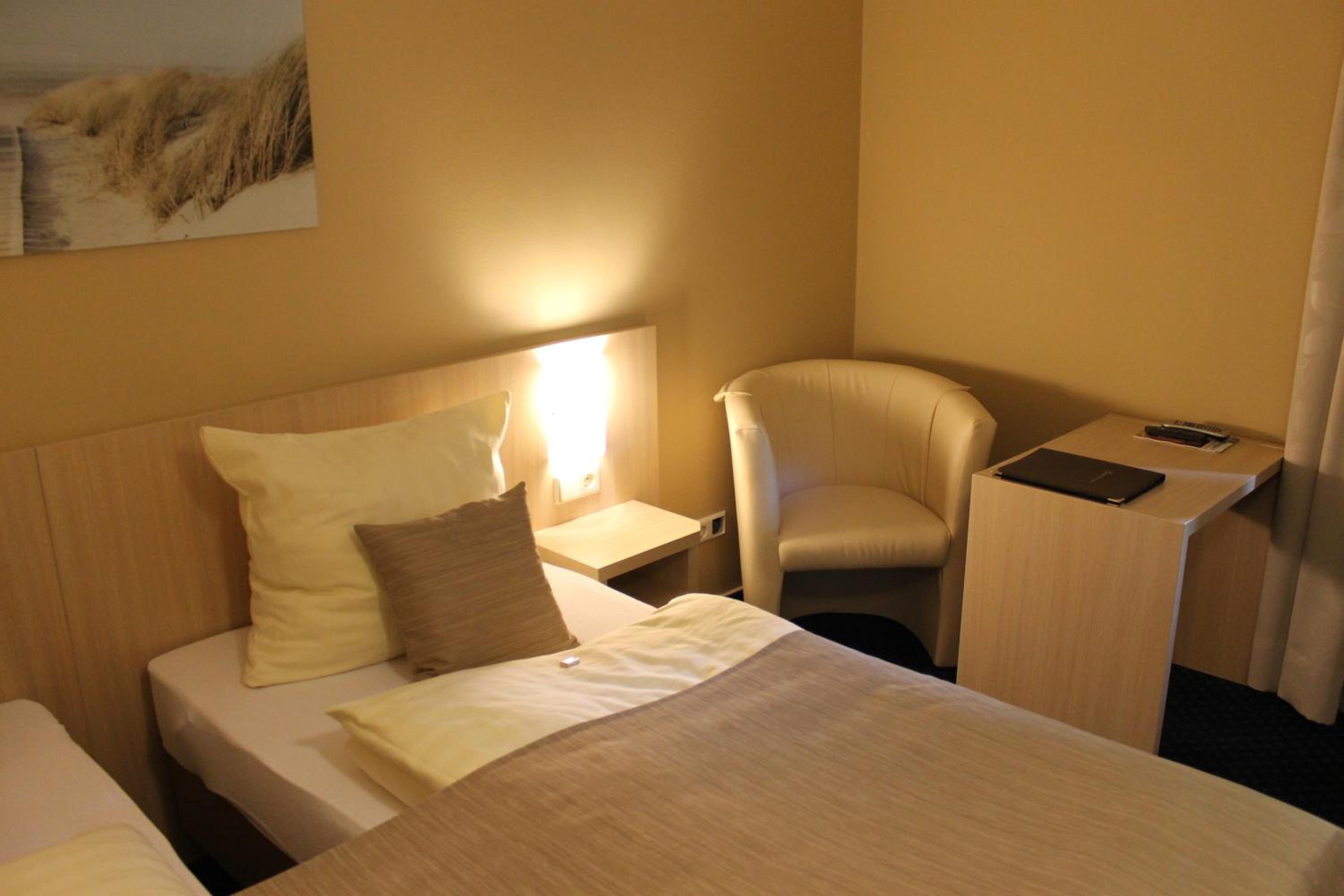 Double Room - Photo 5
