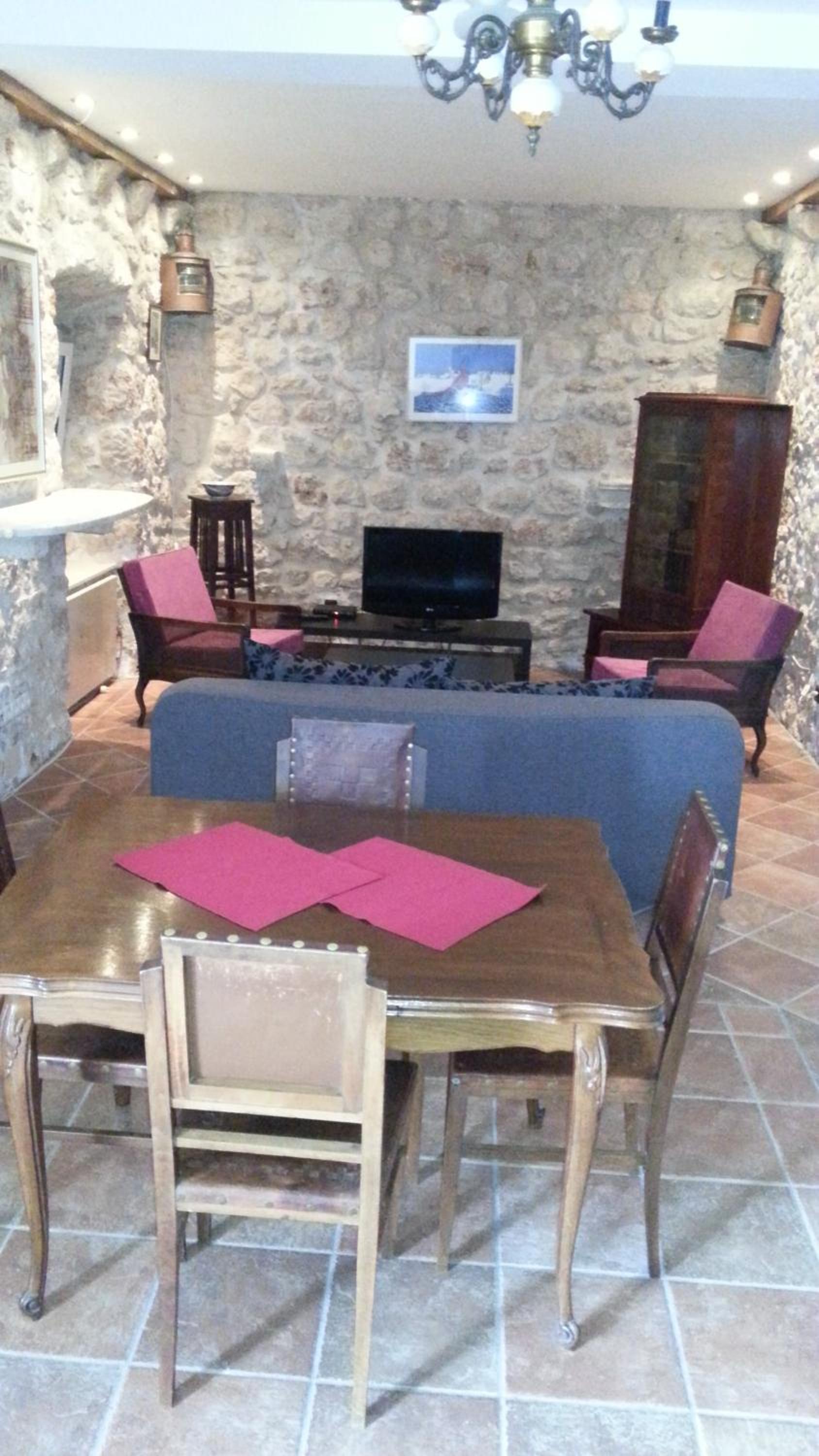 Apartment With Sea View
