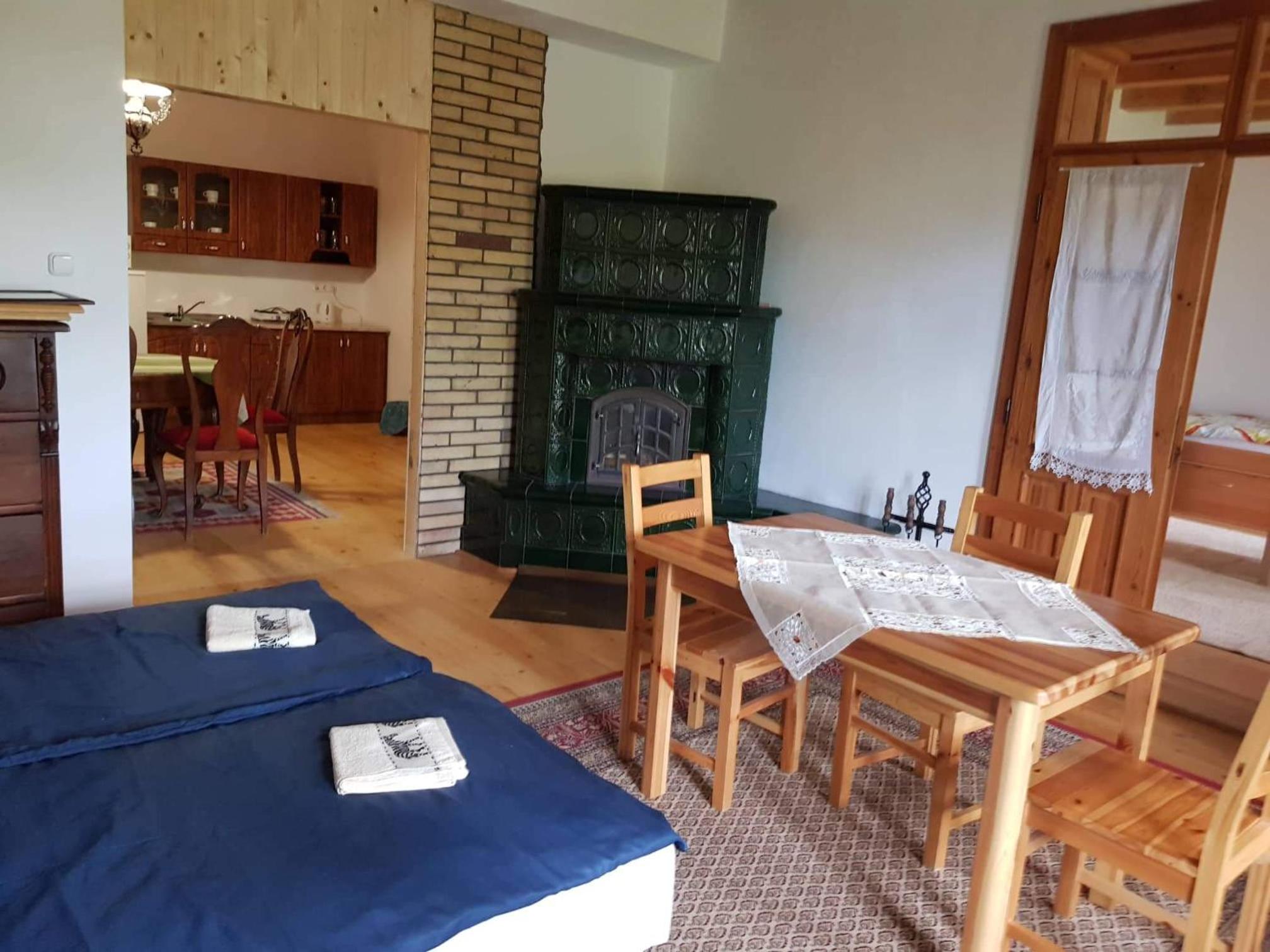 Three-Bedroom House - Photo 2