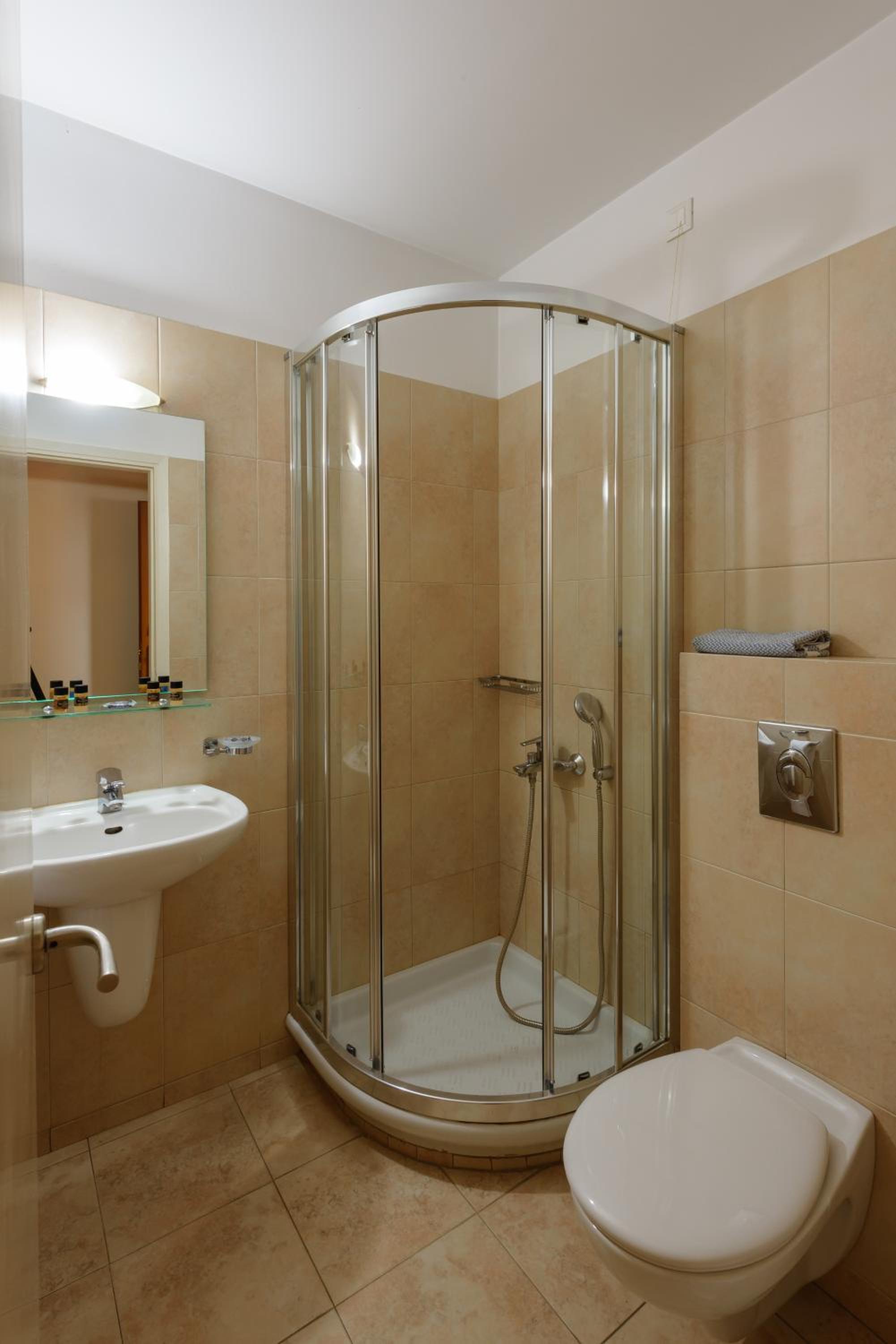 Single Room photo 3