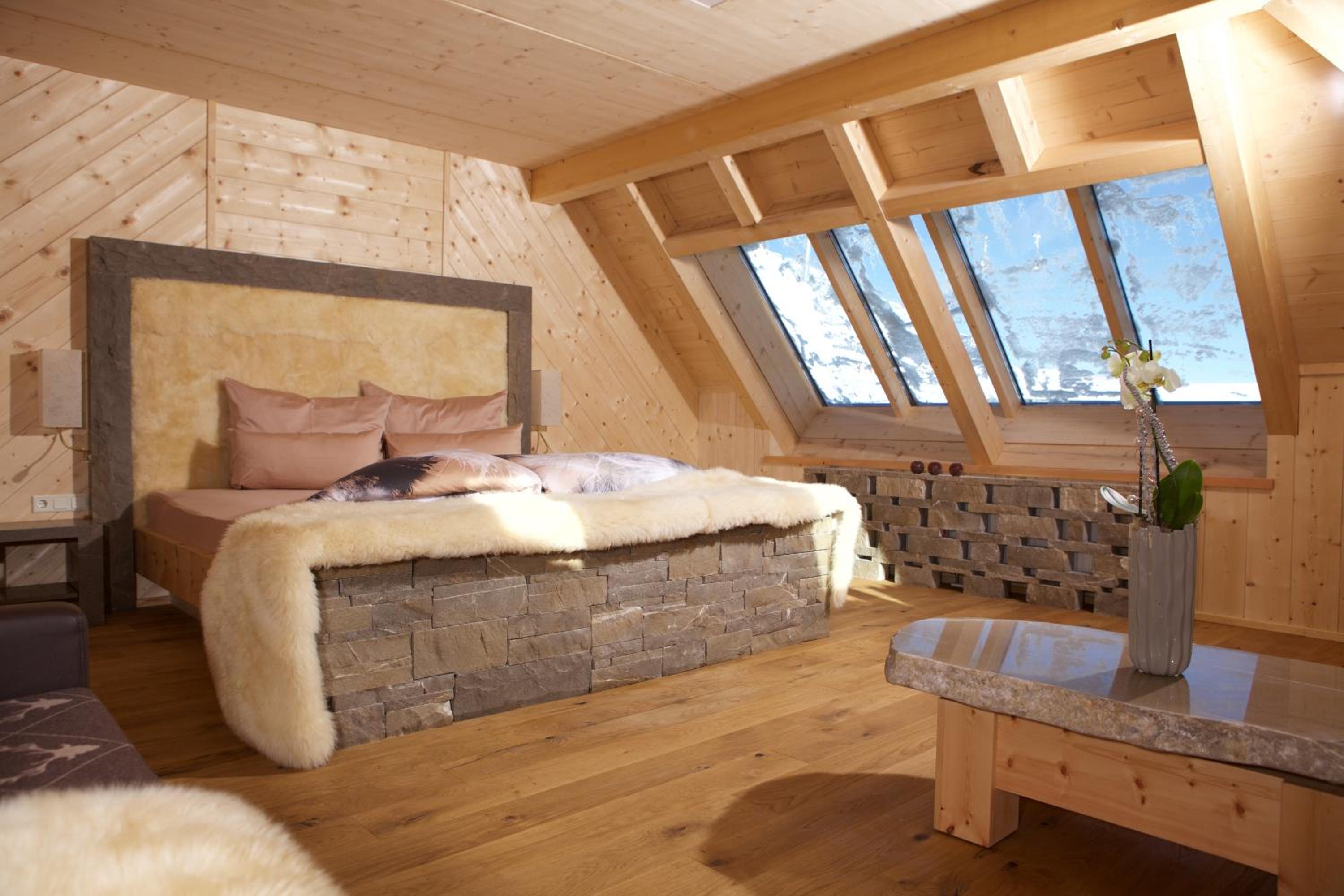 Junior Suite with Mountain View
