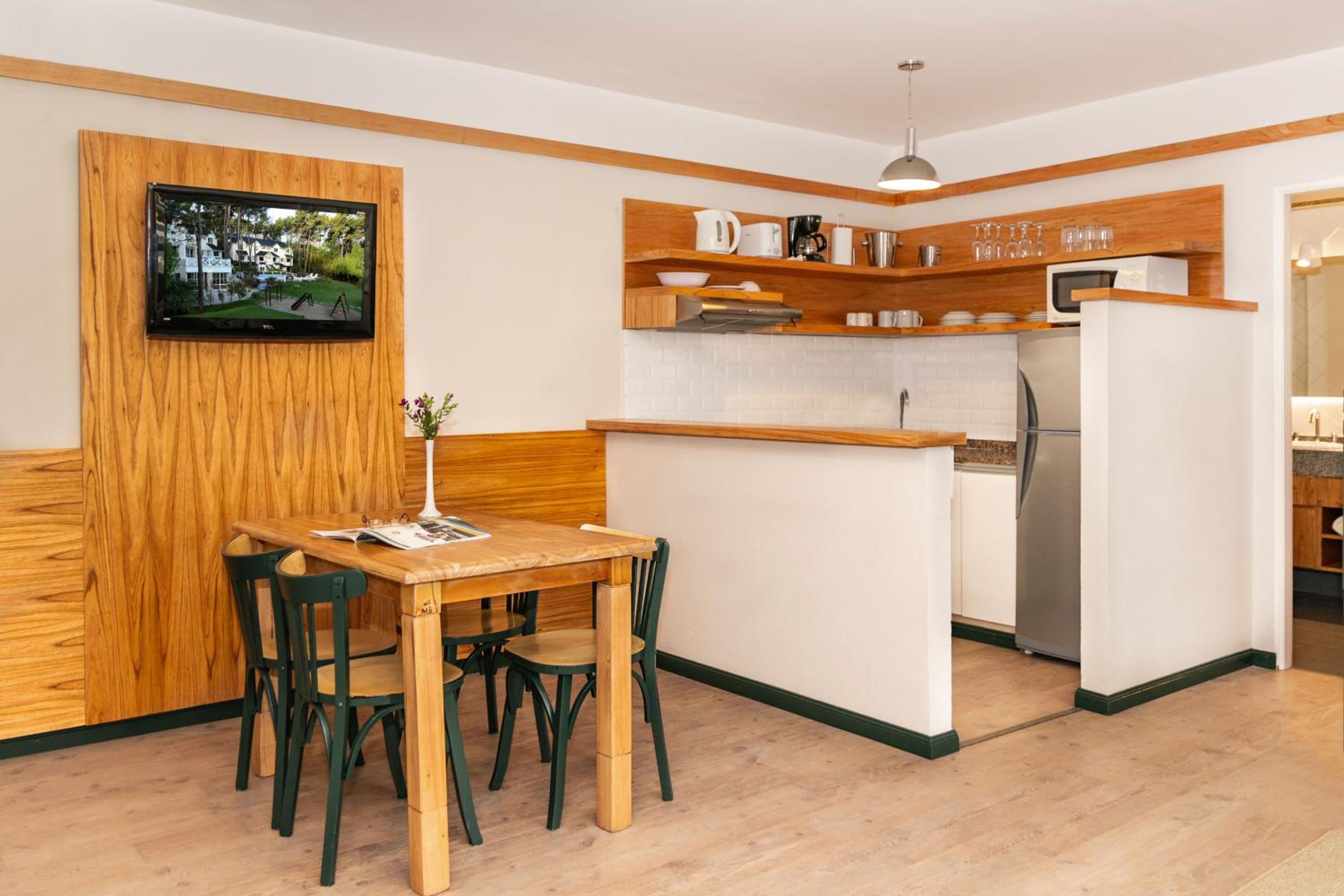 Apartment - Ground Floor photo 2