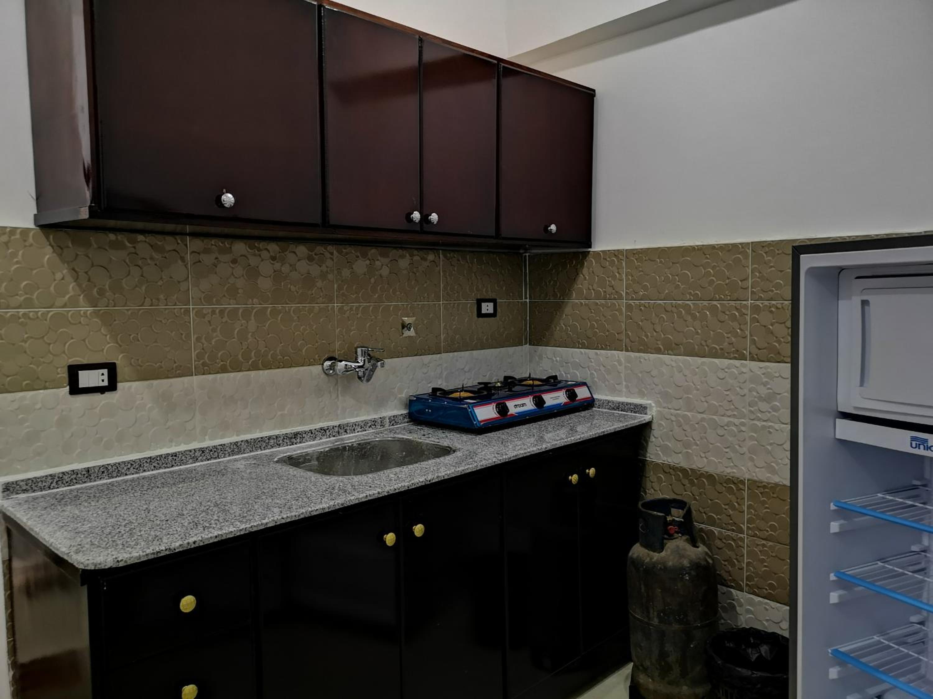 Studio Apartment photo 1