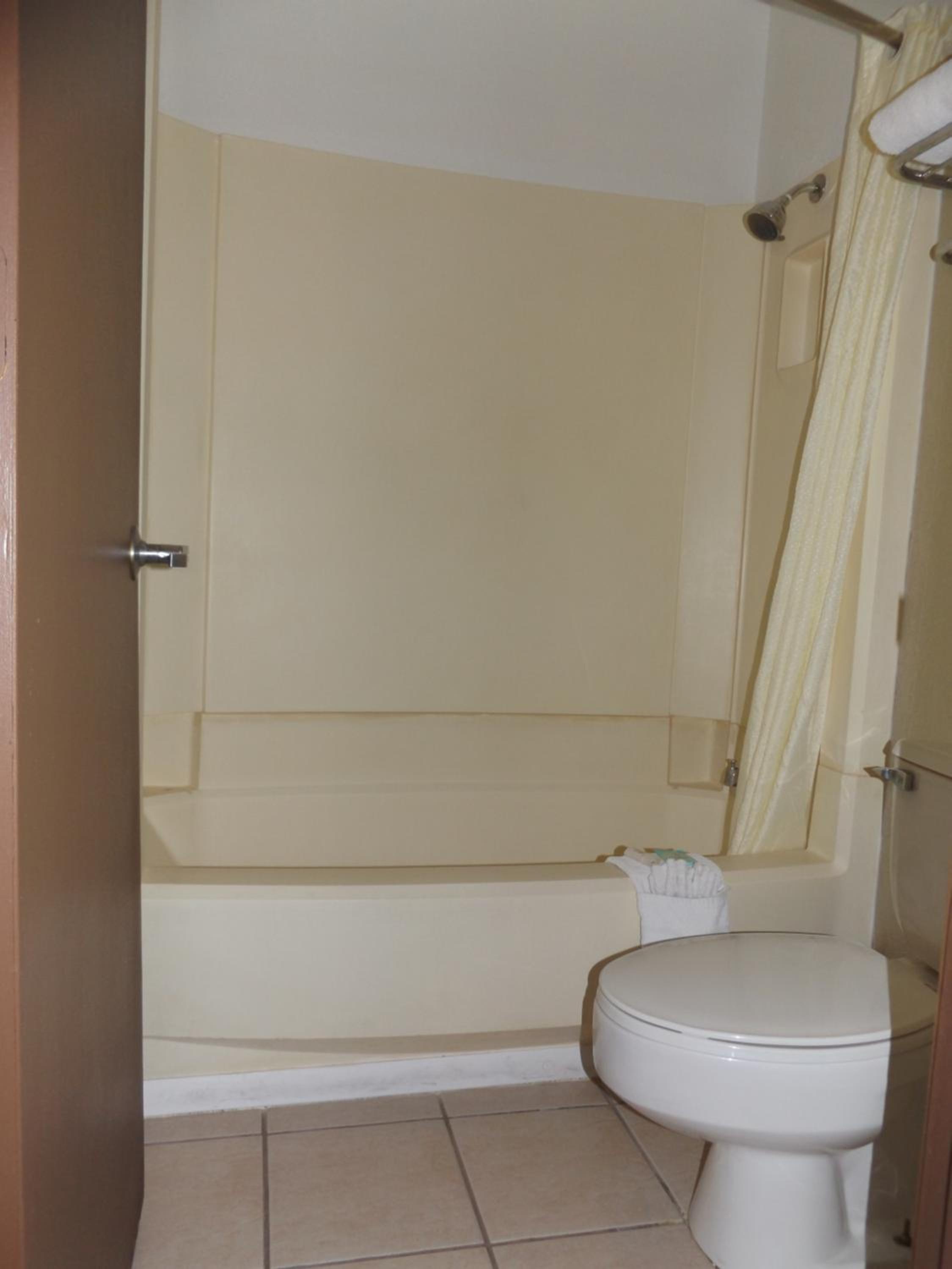 Deluxe King Room photo 2