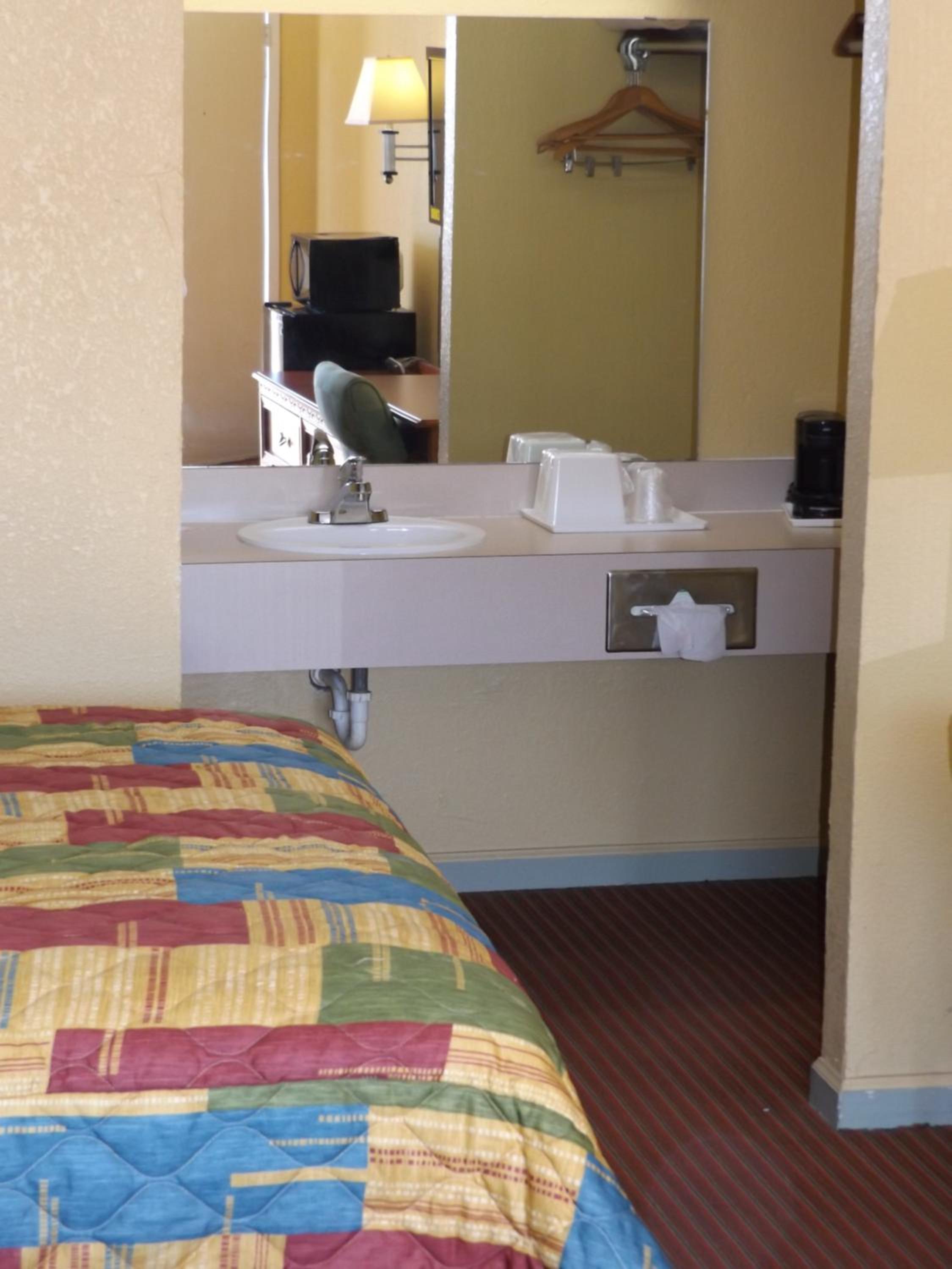 Deluxe King Room photo 1