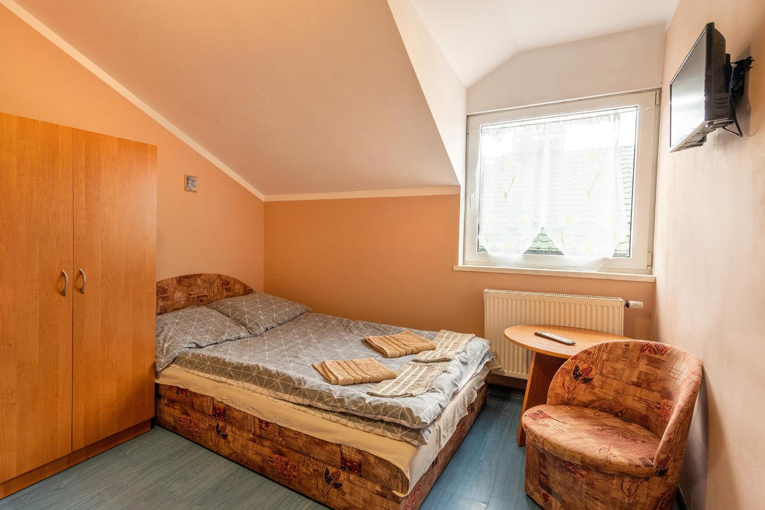 Small Double Room photo 2