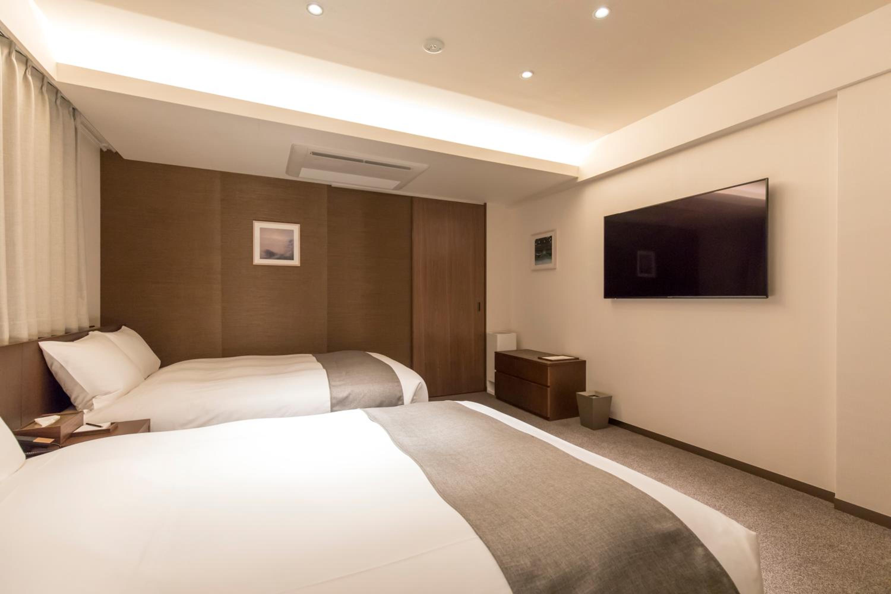 Superior Twin Room - Photo 2