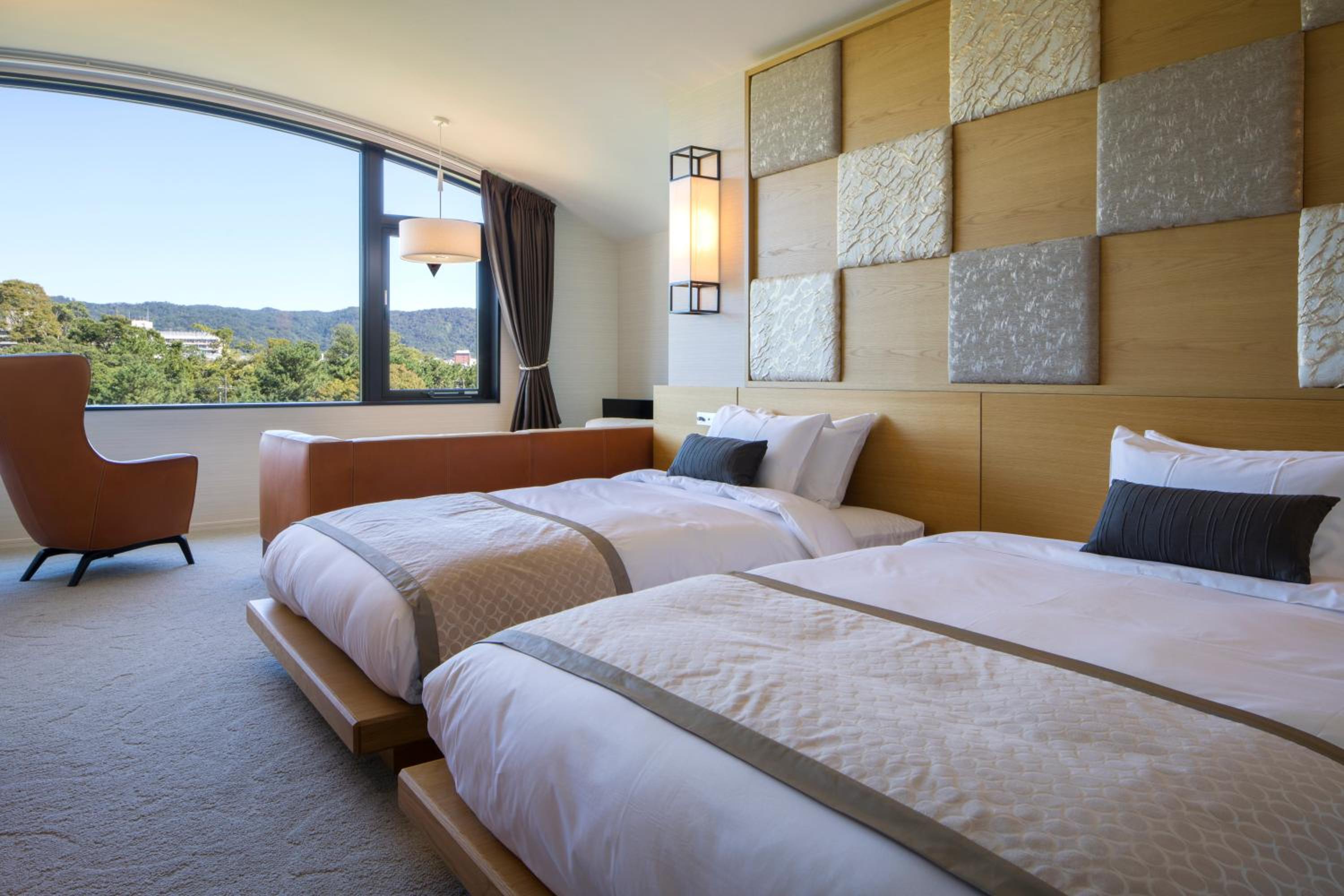 Deluxe Twin Room B