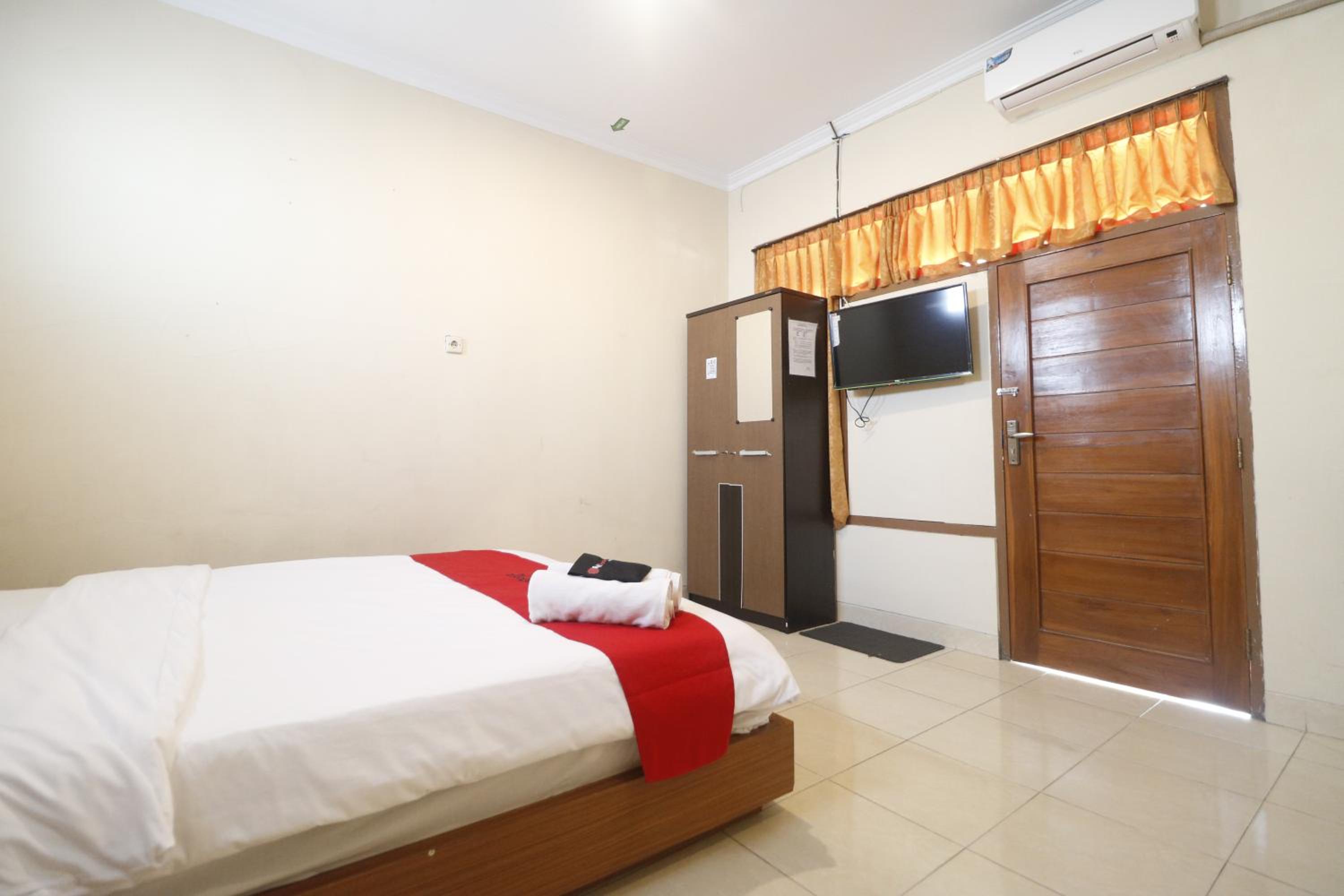Double Room - Photo 6