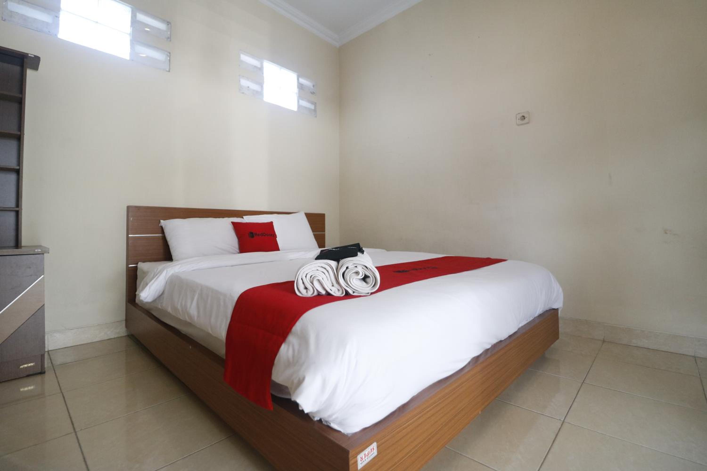 Double Room - Photo 3