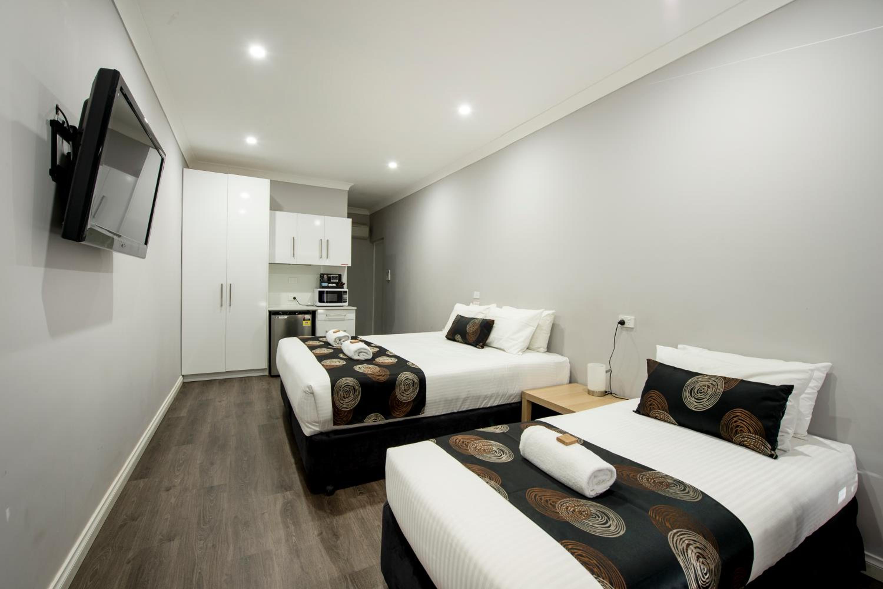 Superior King Room - Photo 1