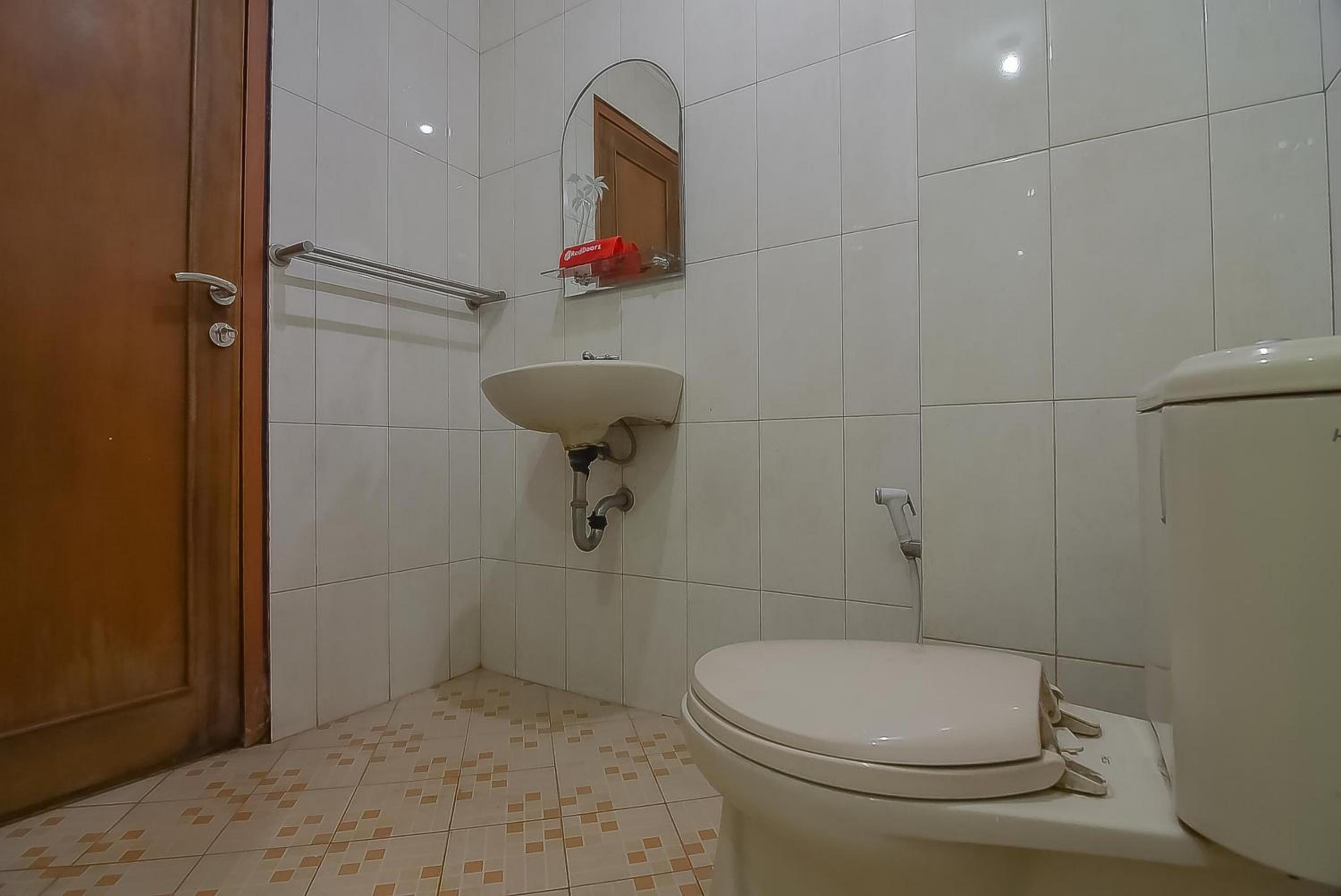Double Room - Photo 5