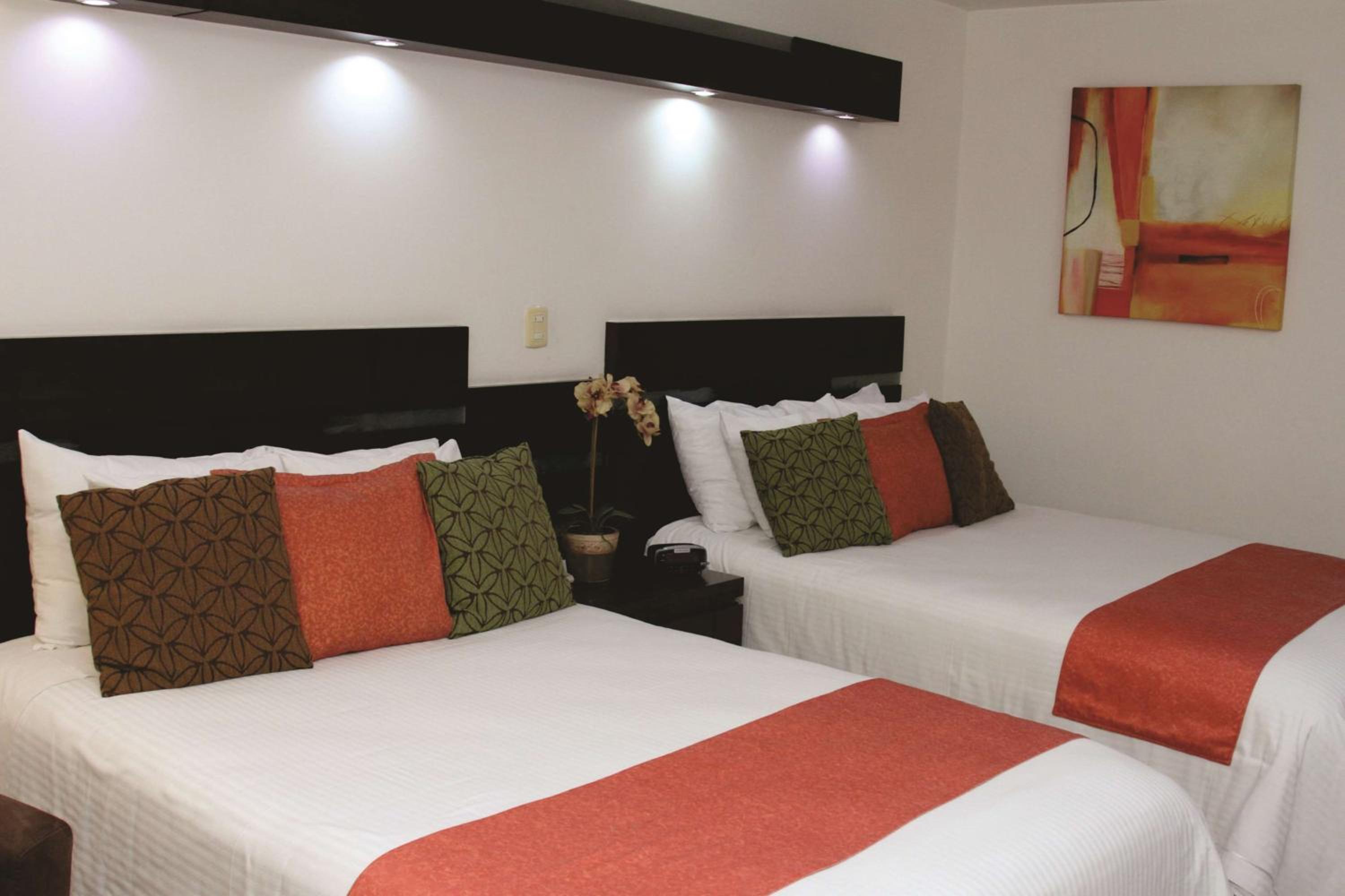 Standard Double Room - Photo 4