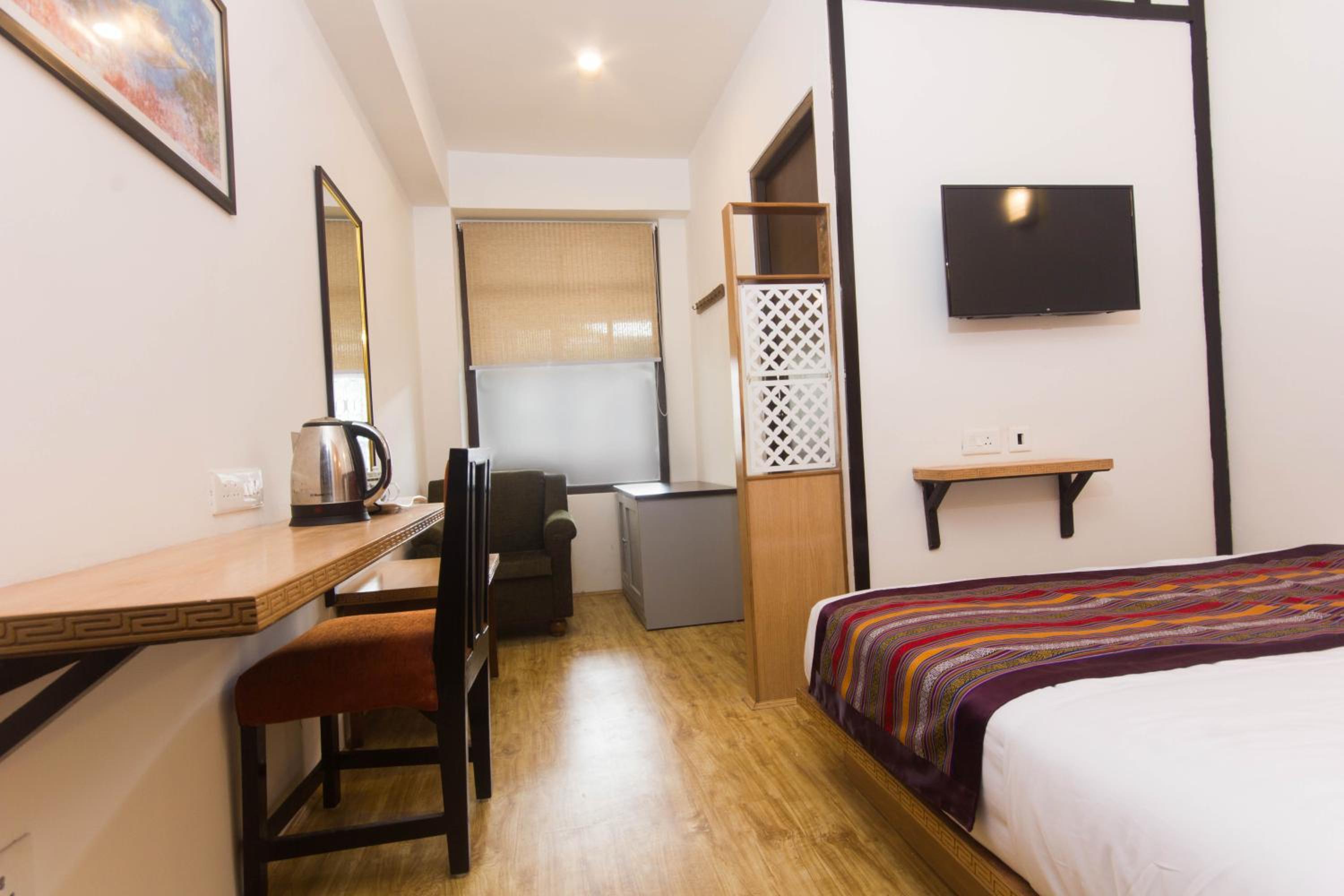 Economy Double Room - Photo 2