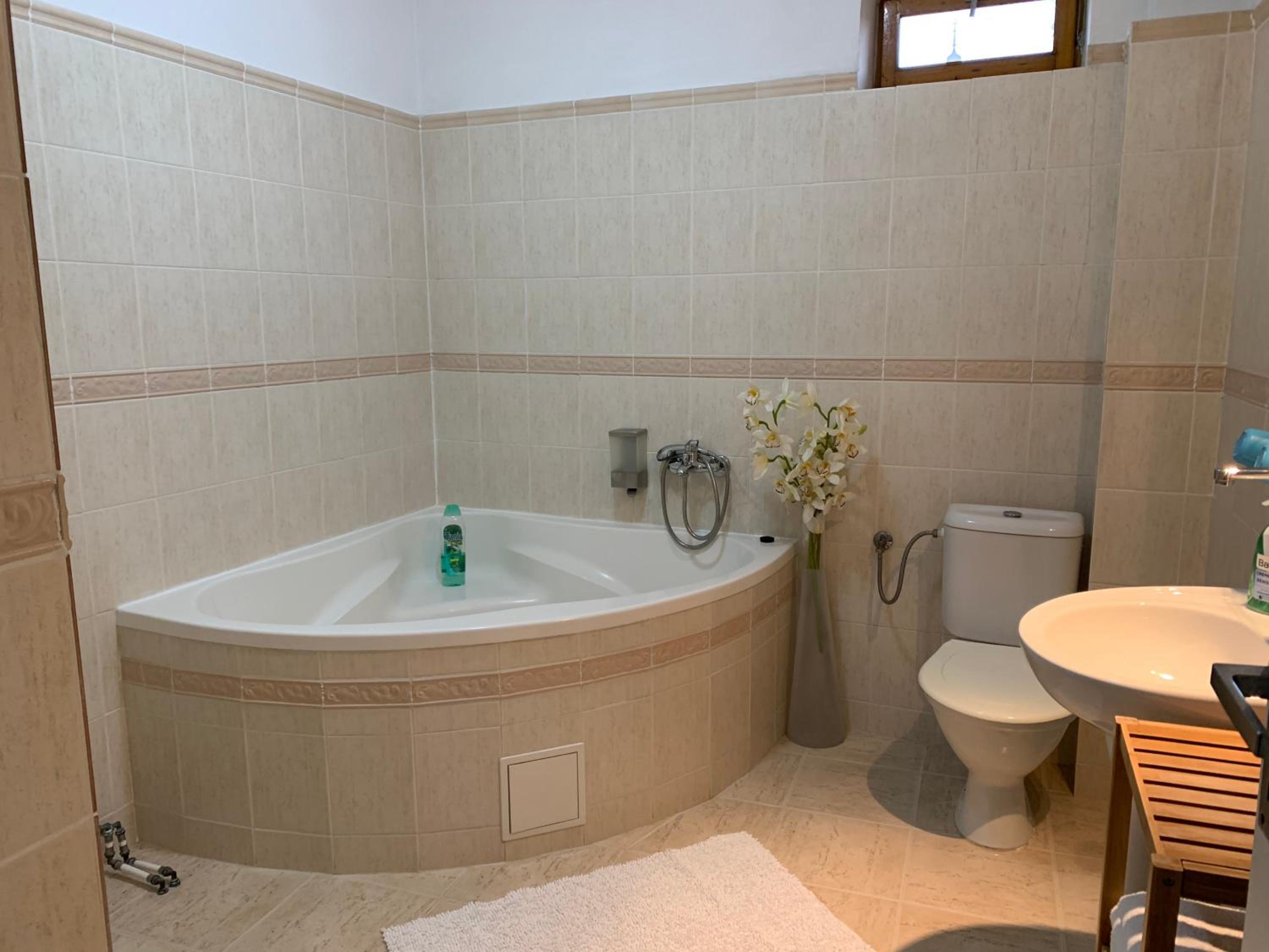 Deluxe Double Room - Photo 5