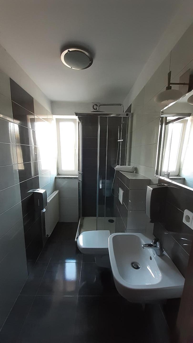 Small Double Room photo 2