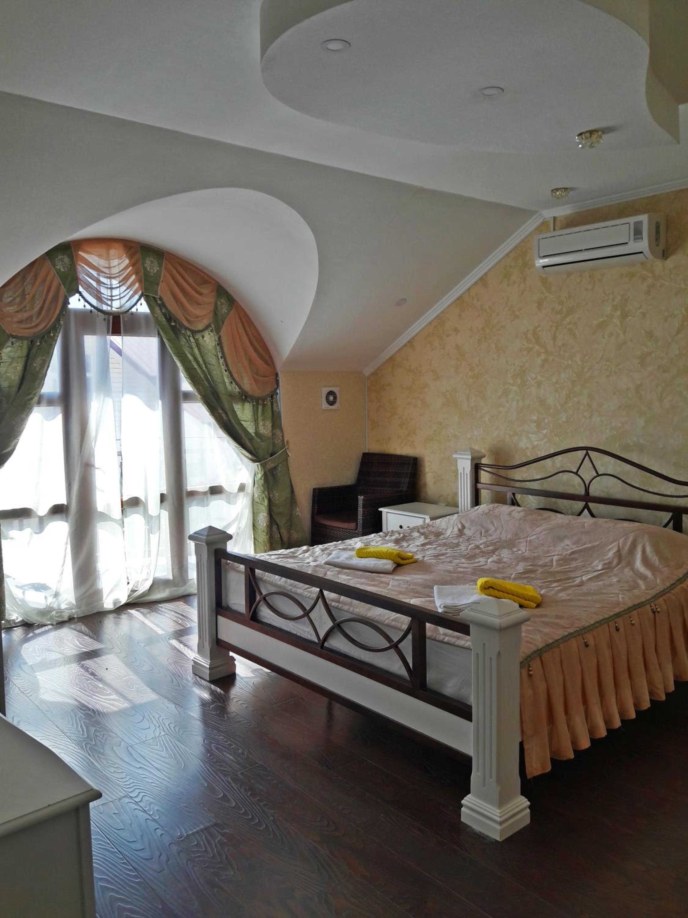 Deluxe Double Room With Balcony photo 3