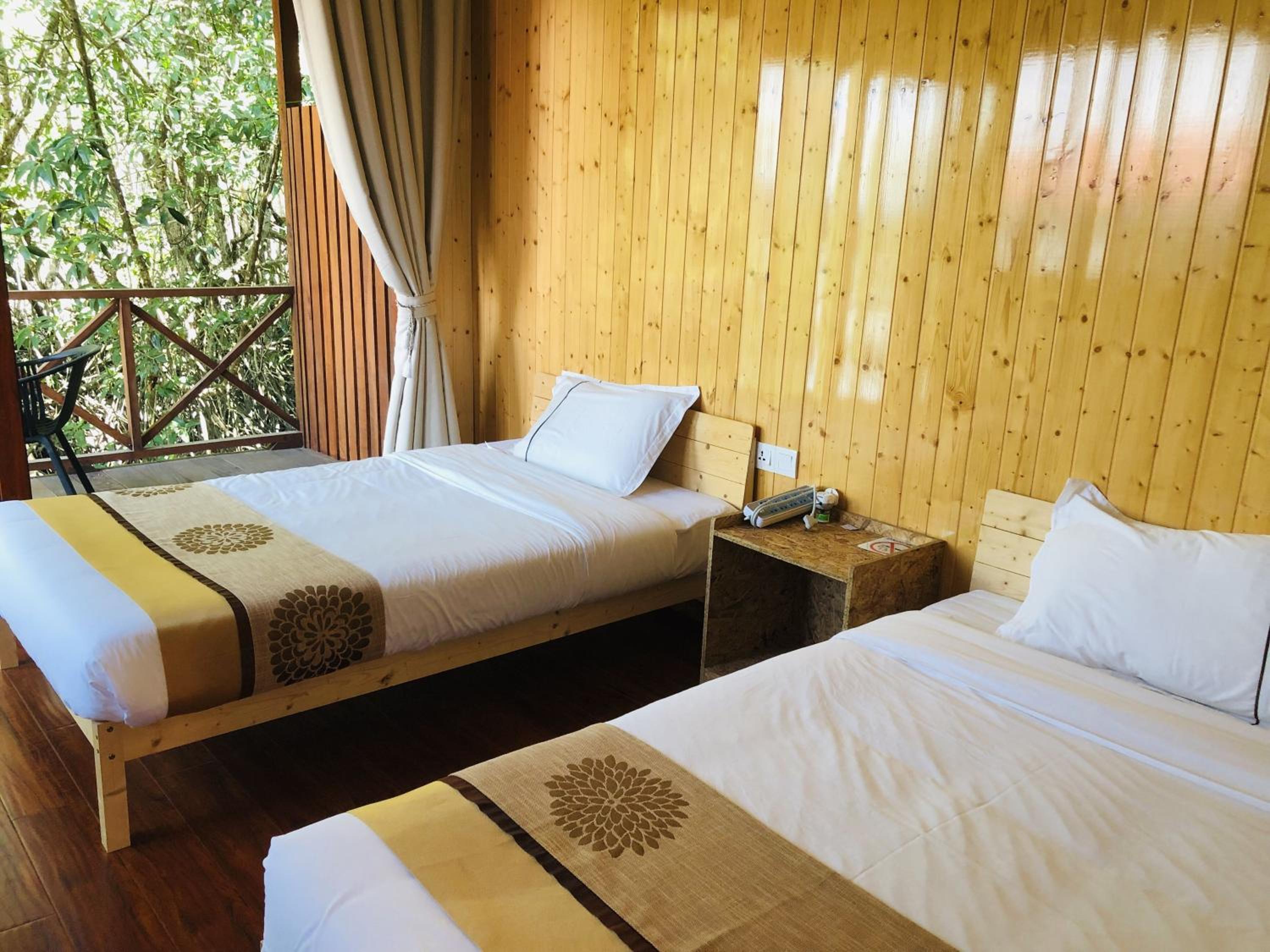 Twin Room with View - Photo 4