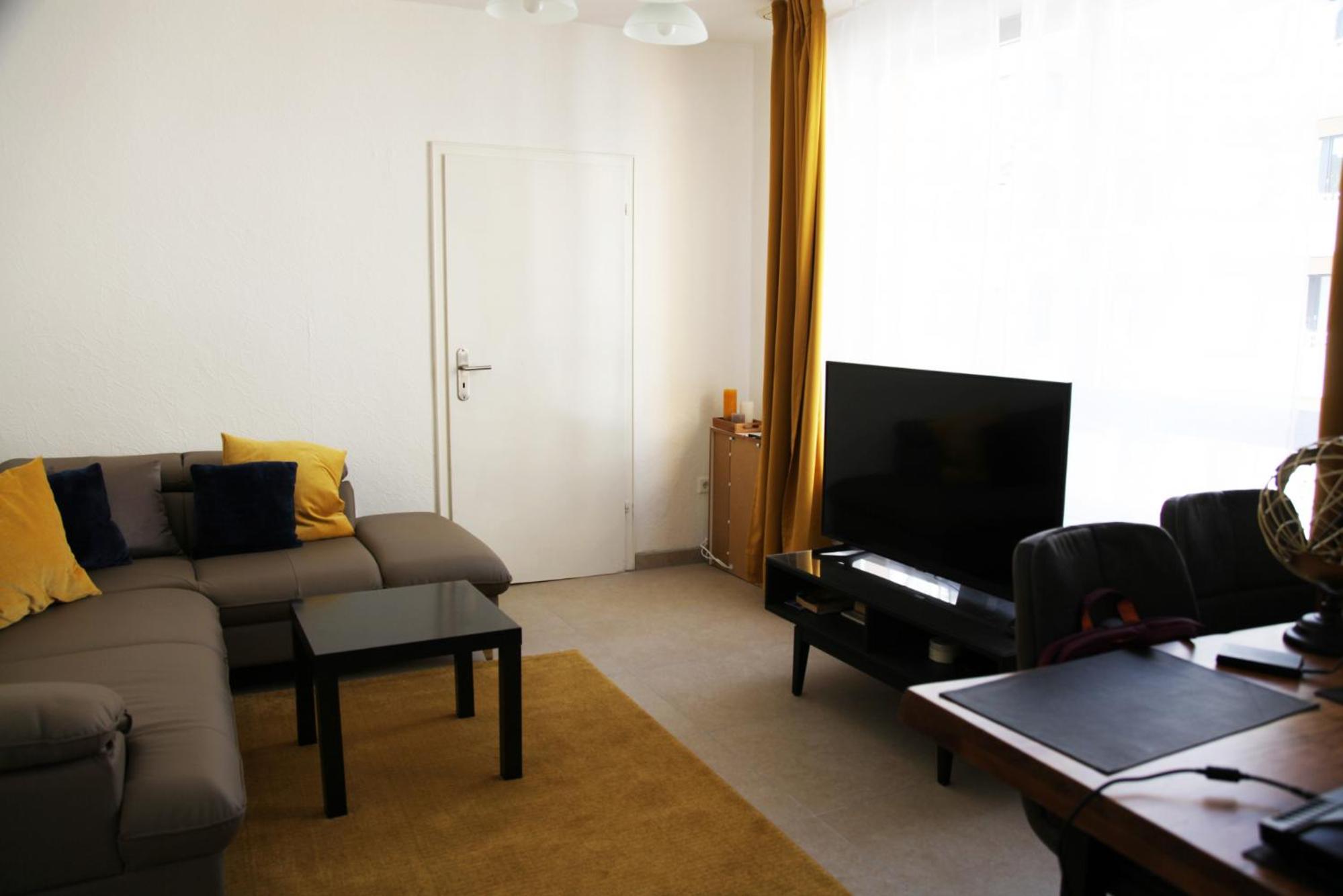 Apartment photo 1