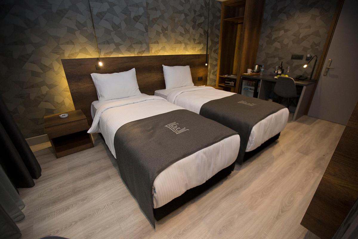 Budget Double or Twin Room photo 2