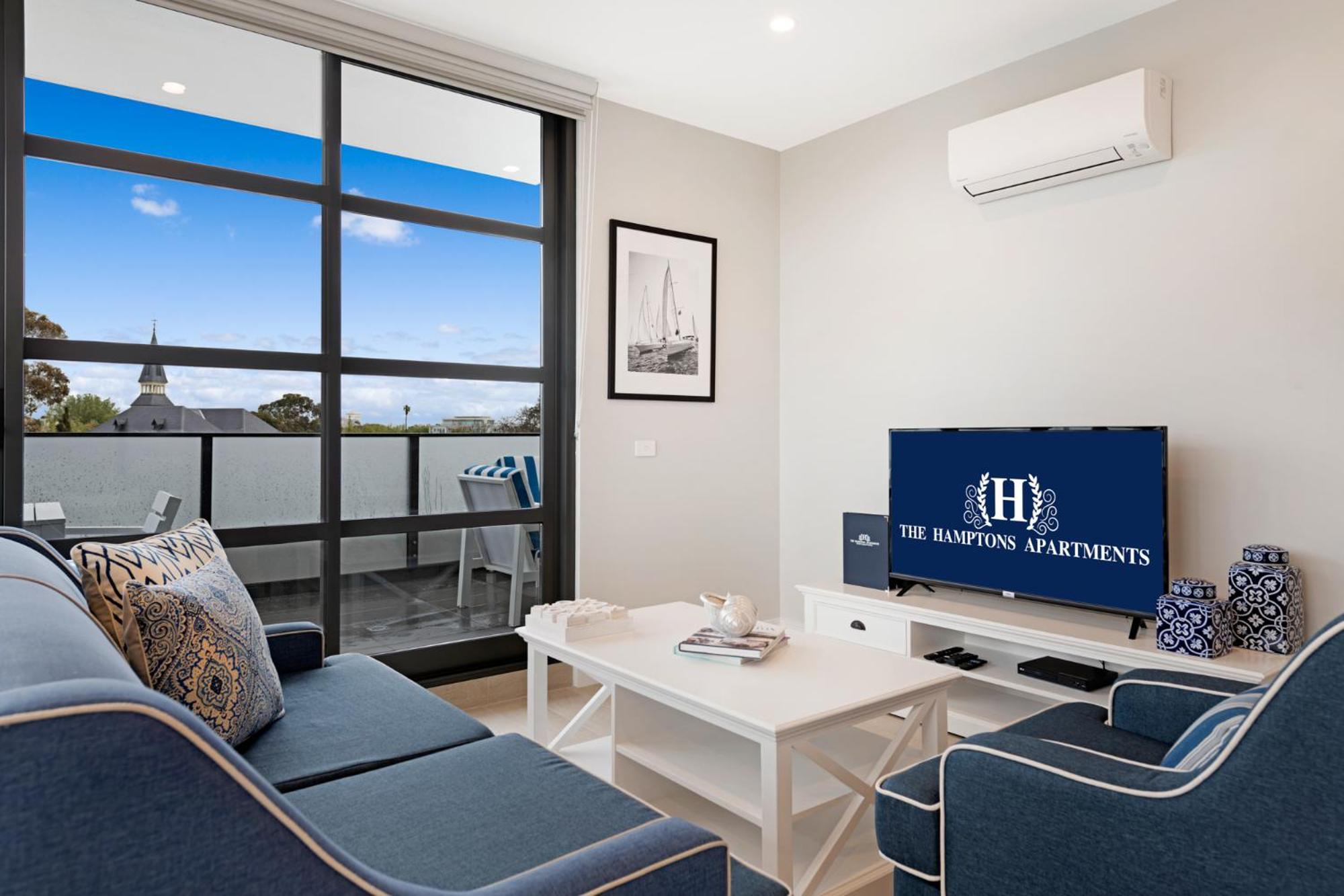 One-Bedroom Premier - Photo 7