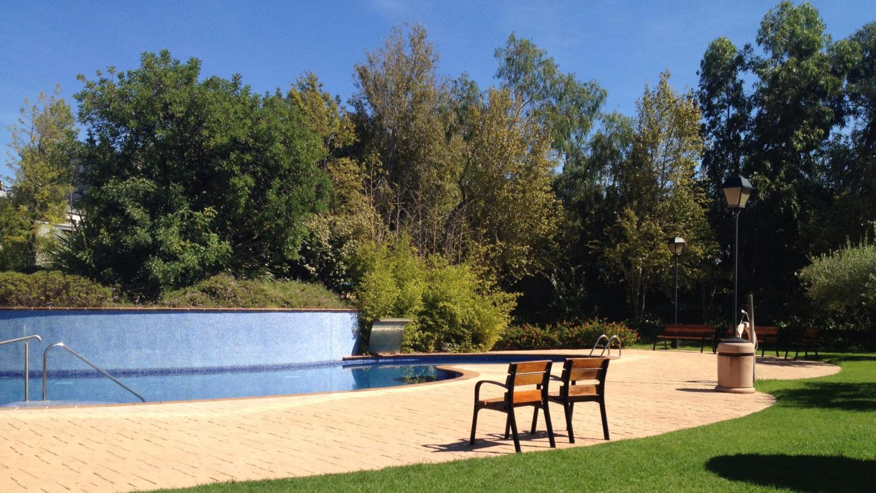 Apartment with Pool View  photo 3