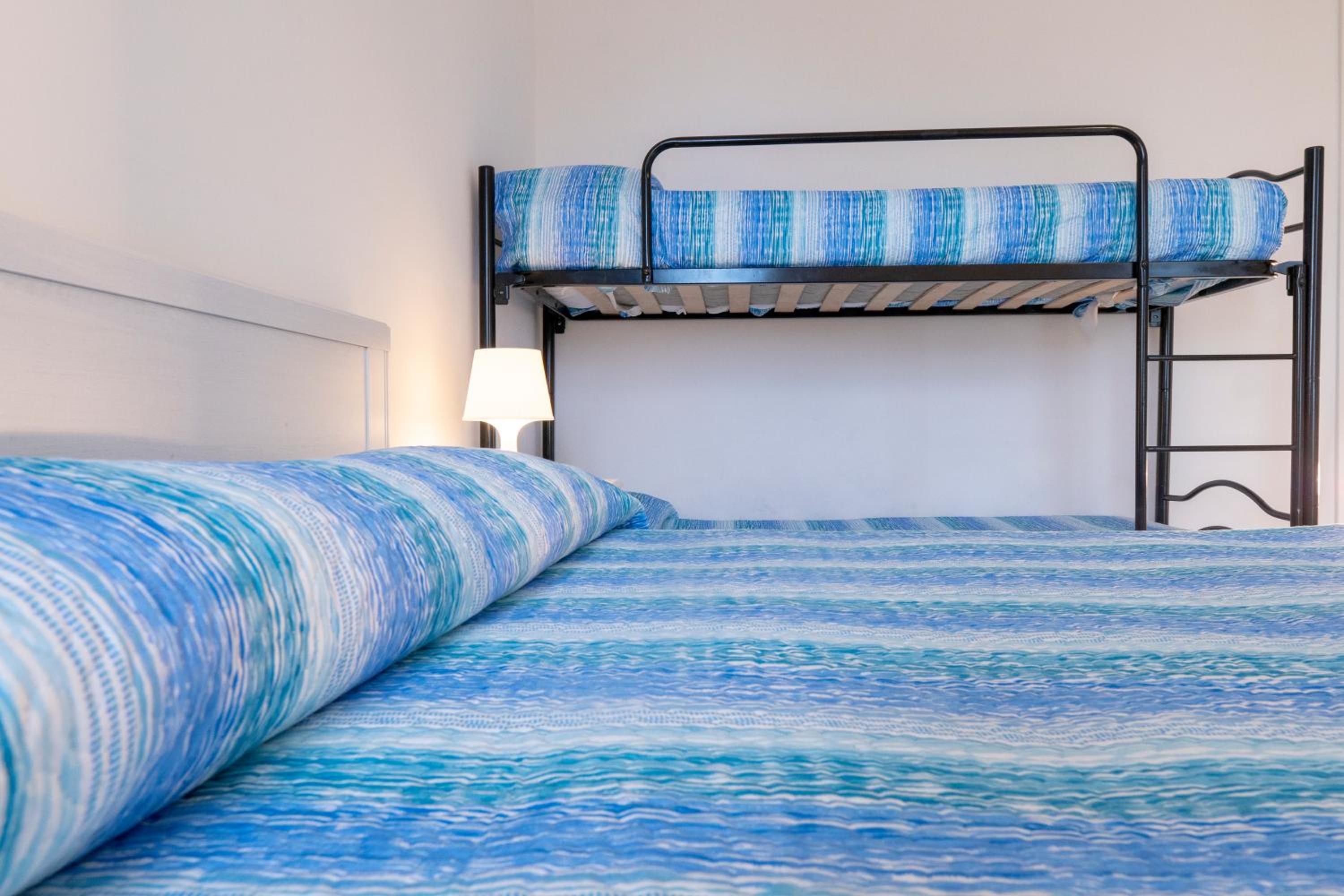 One Bedroom Apartment with Sea View photo 2