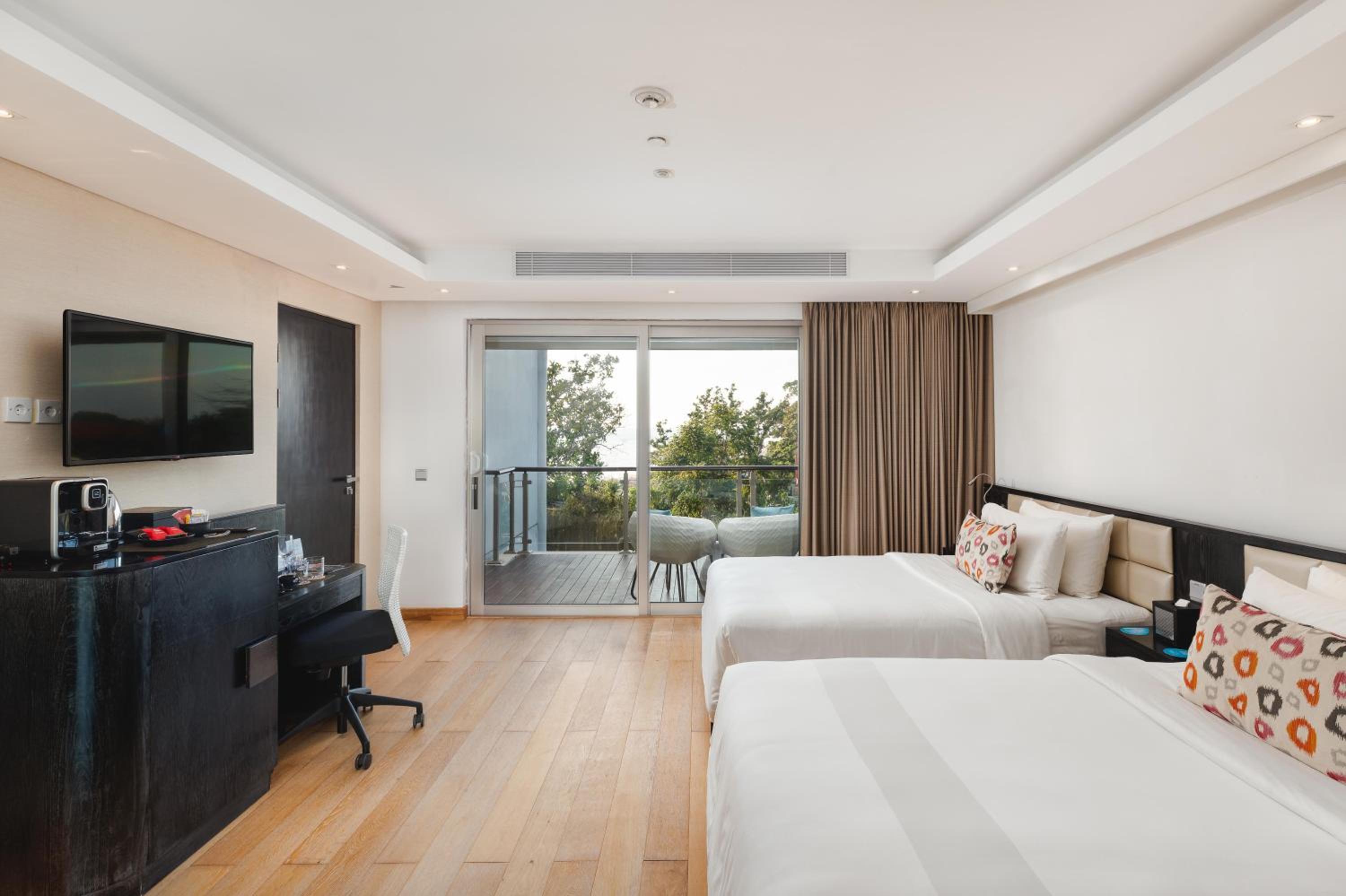 Junior Leisure Twin Suite