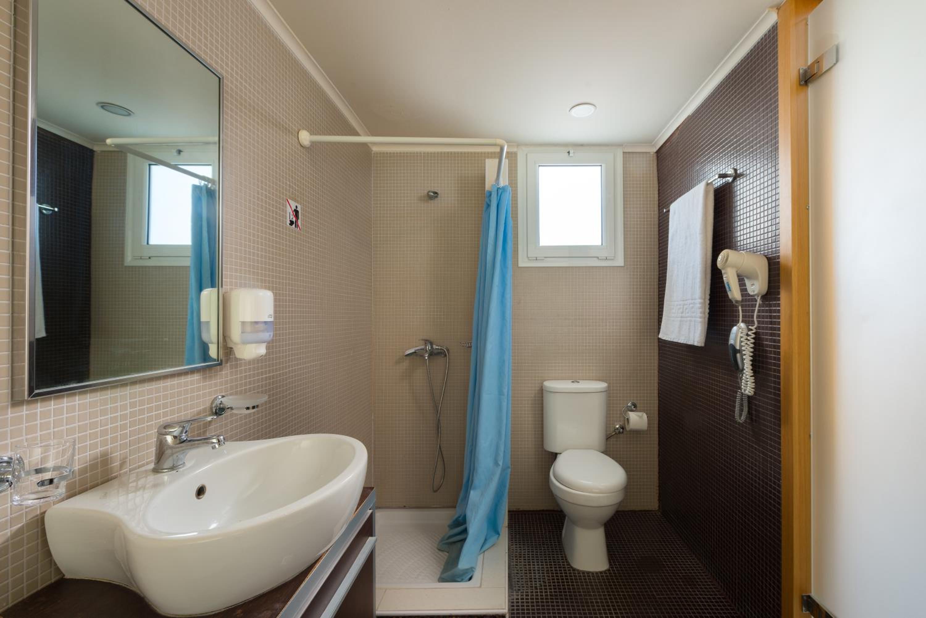 Economy Double Room - Photo 2