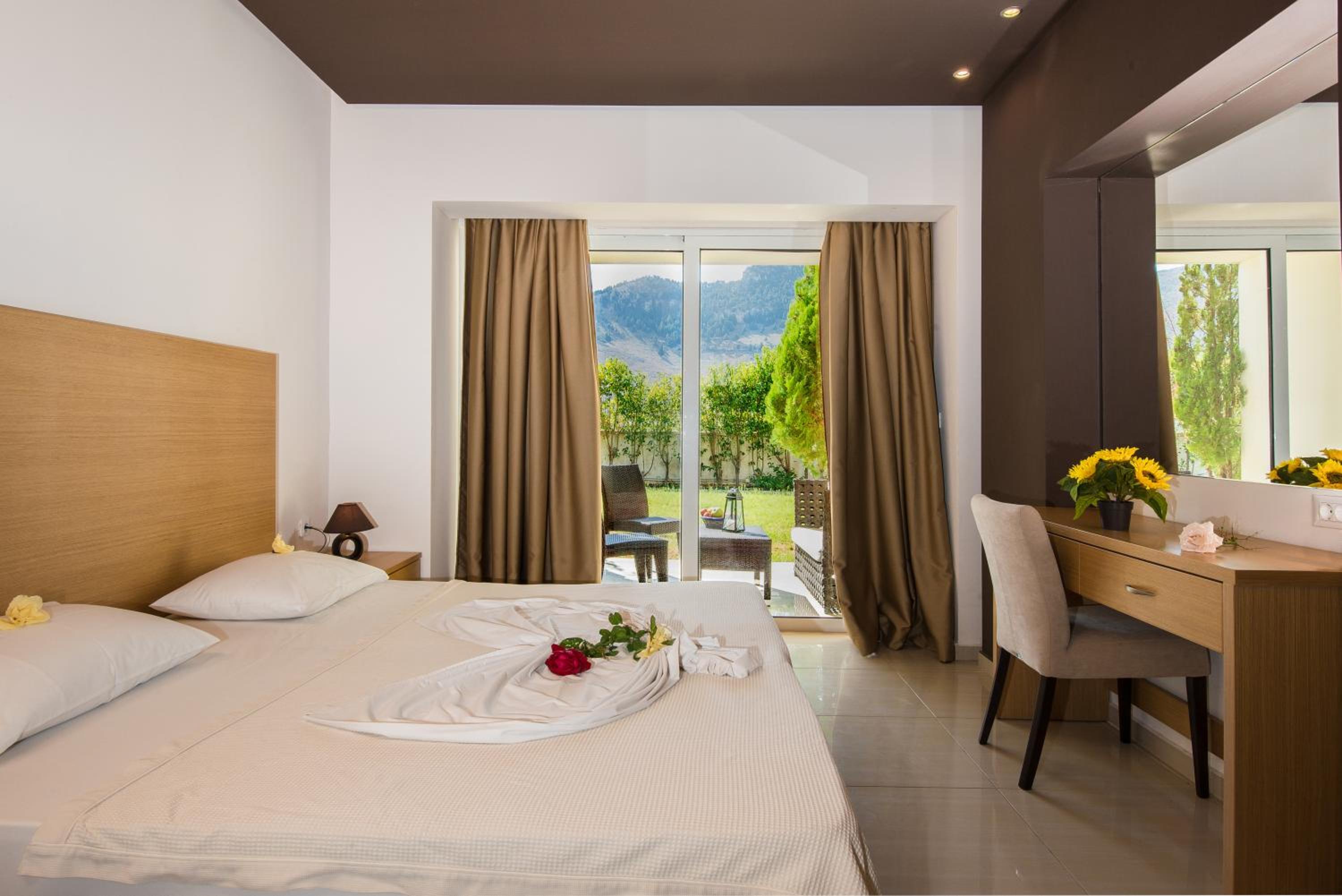 Superior Double or Twin Room - Photo 4