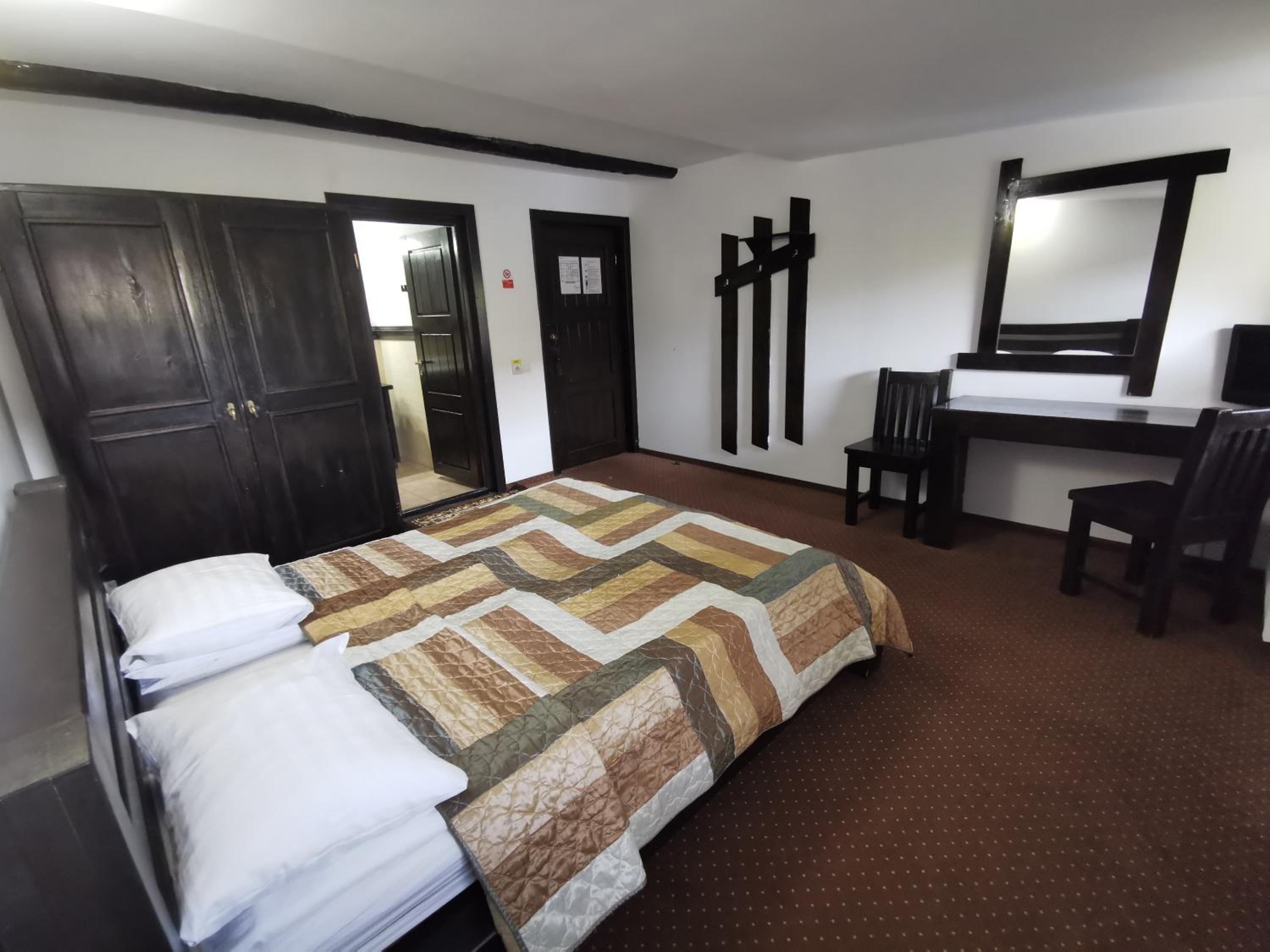 Standard Double Room - Photo 1