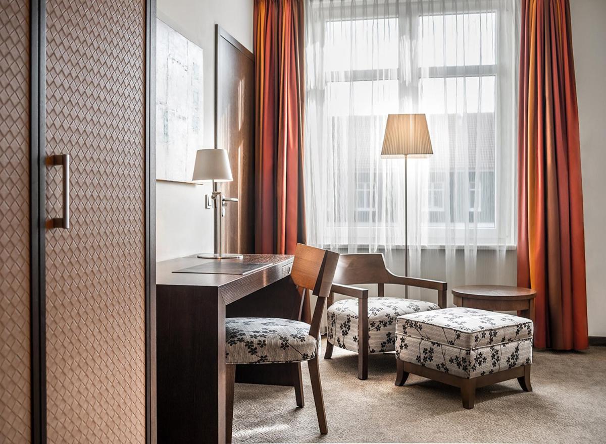 Business Room
