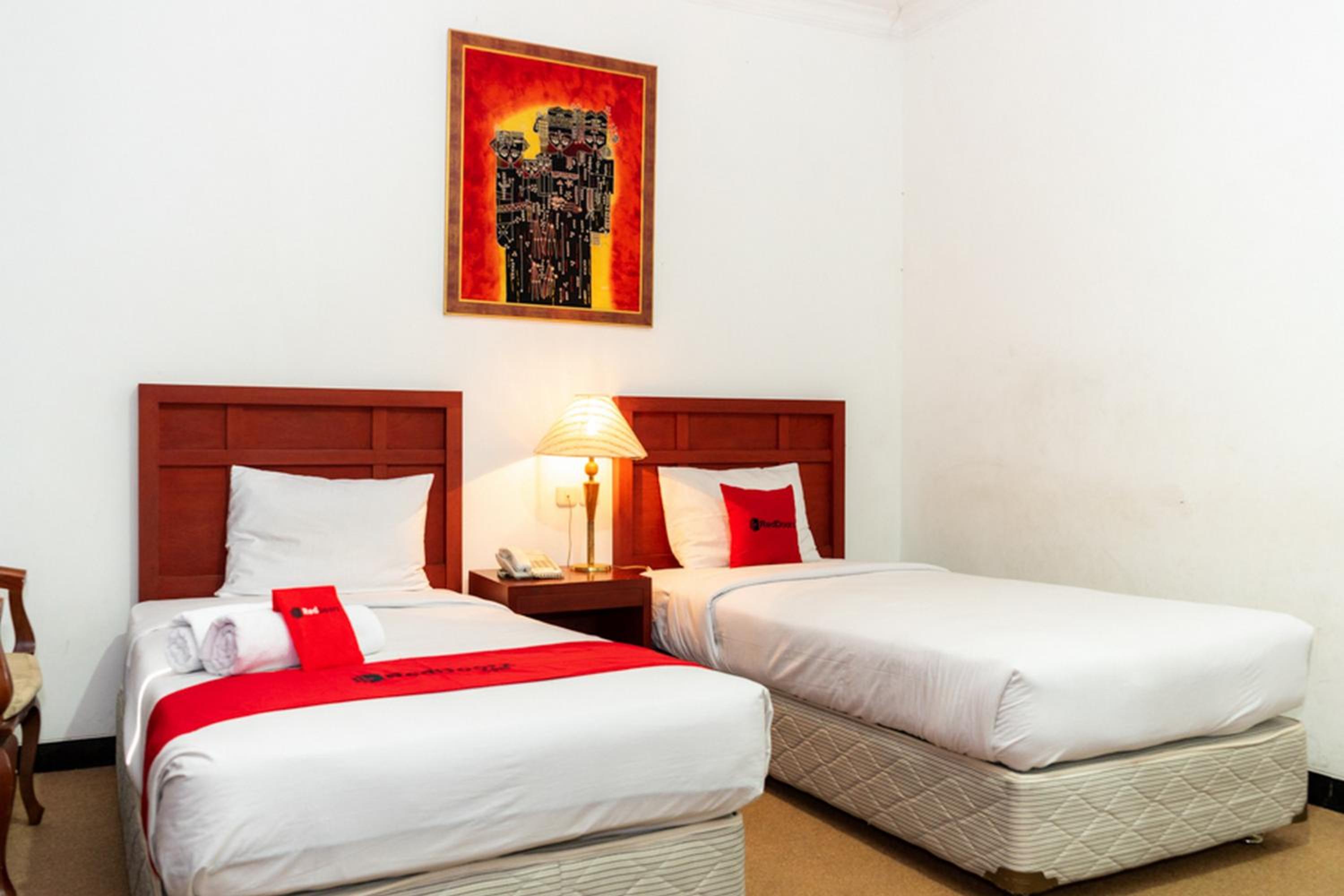 Deluxe Twin Room - Photo 3